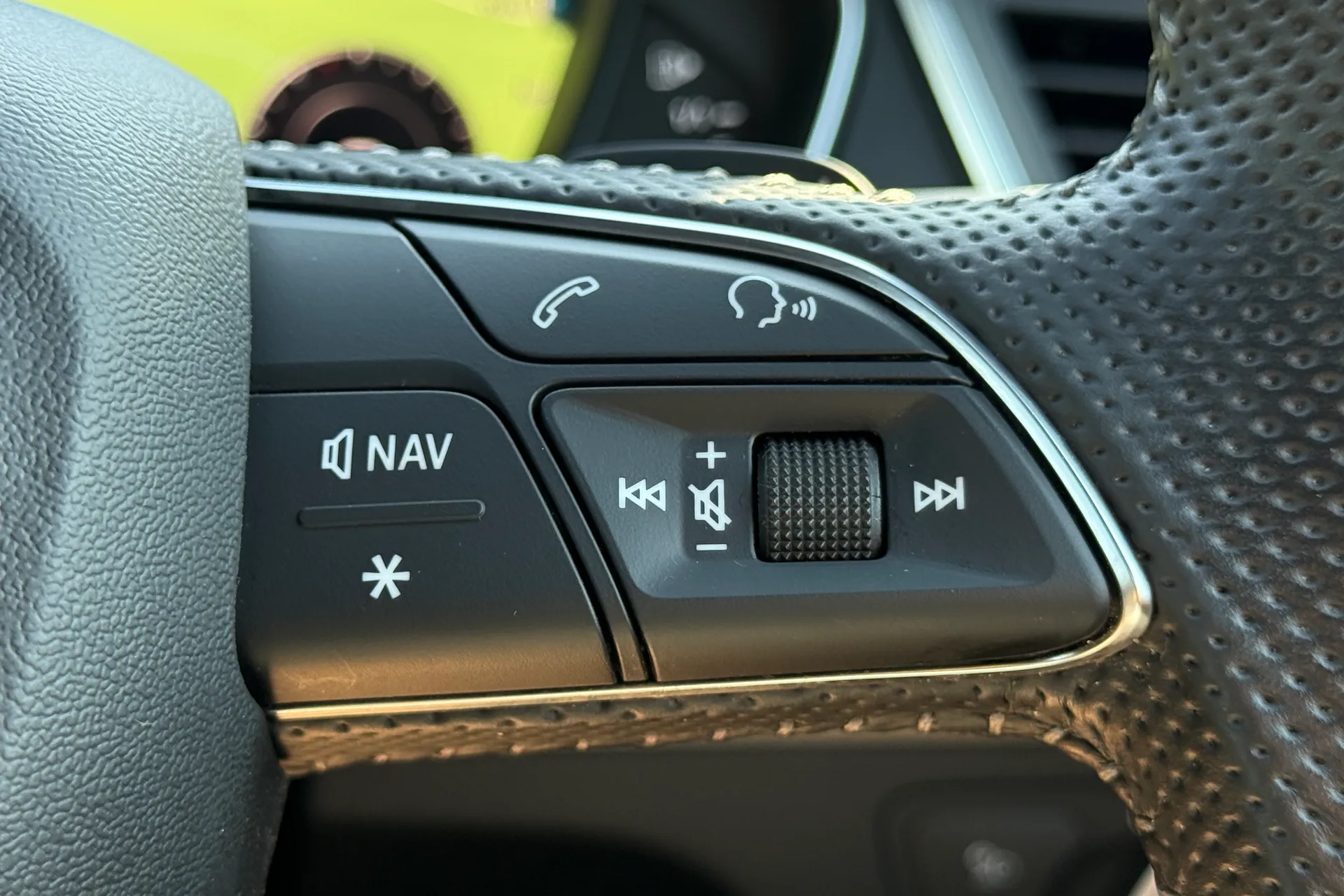 Audi Q5 thumbnail image number 21