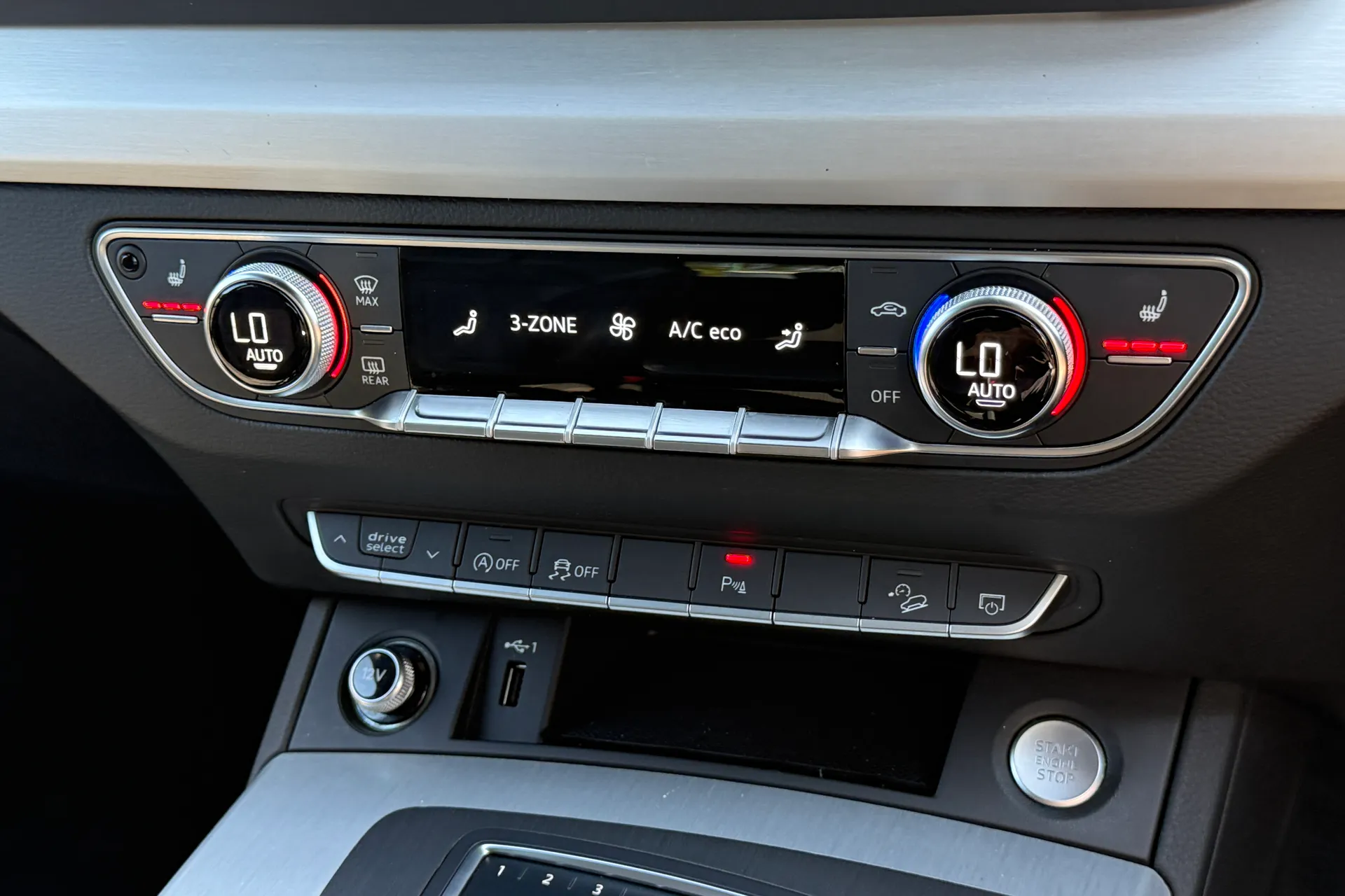 Audi Q5 thumbnail image number 14