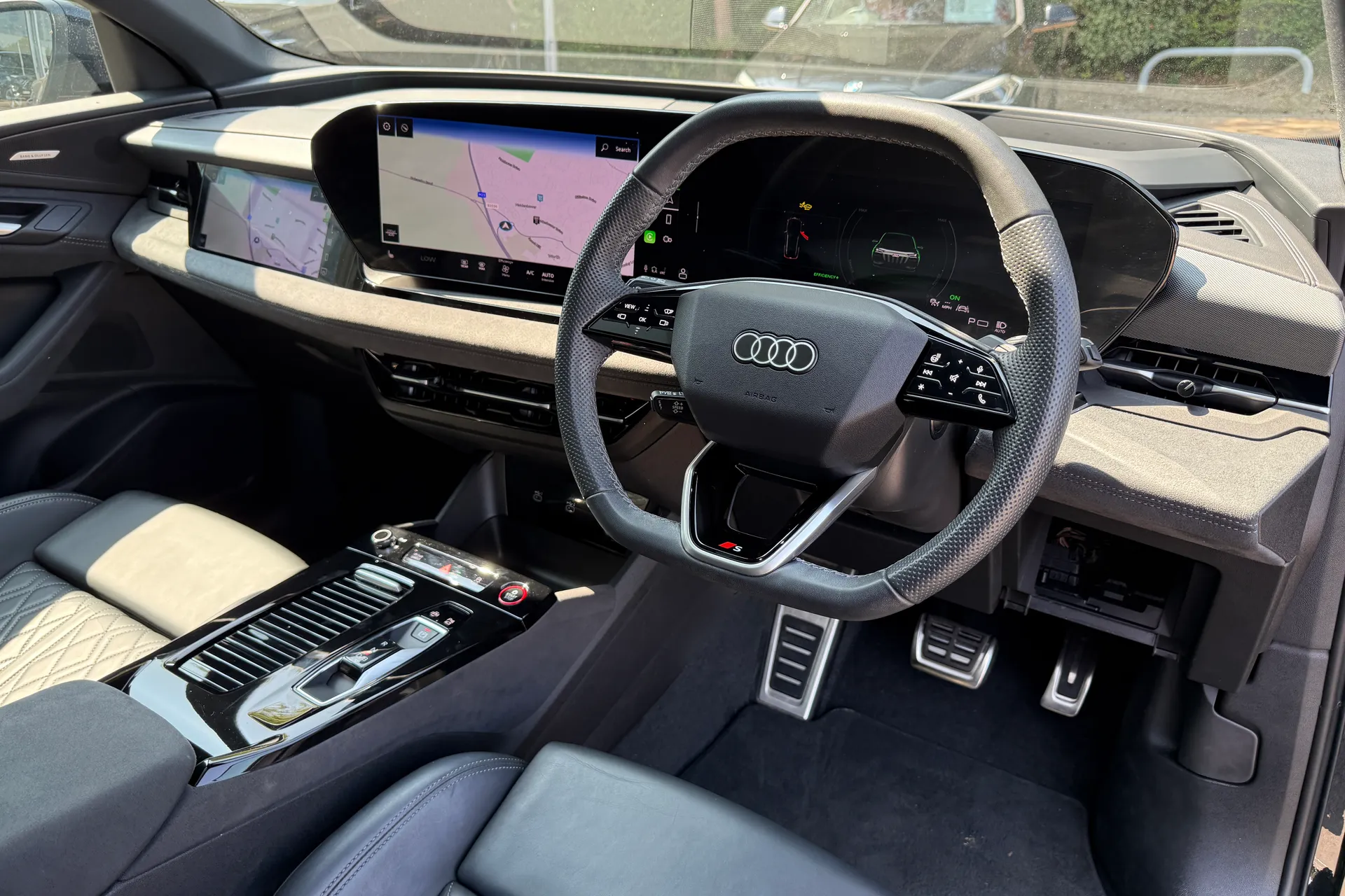 Audi Q6 thumbnail image number 28