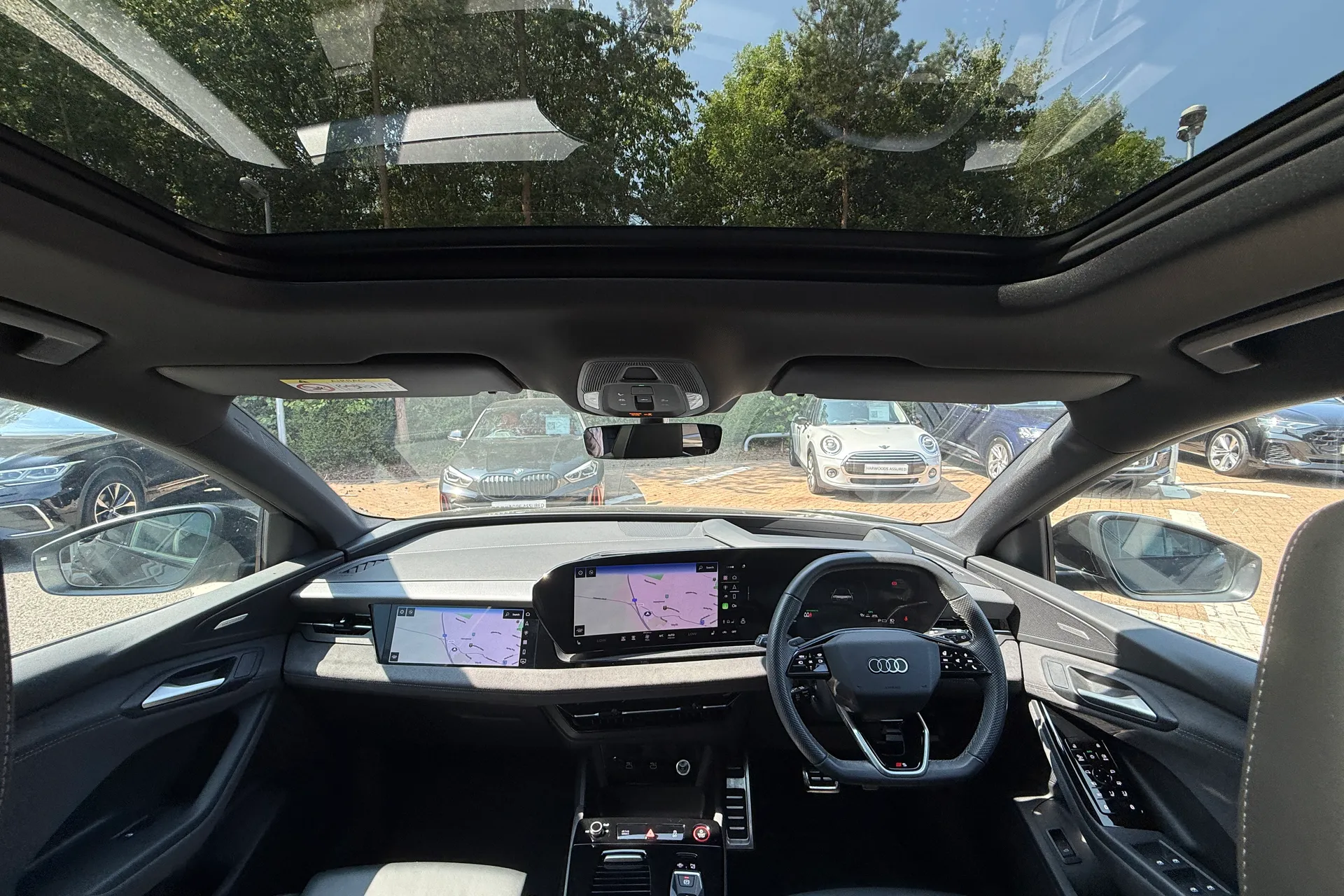 Audi Q6 thumbnail image number 3