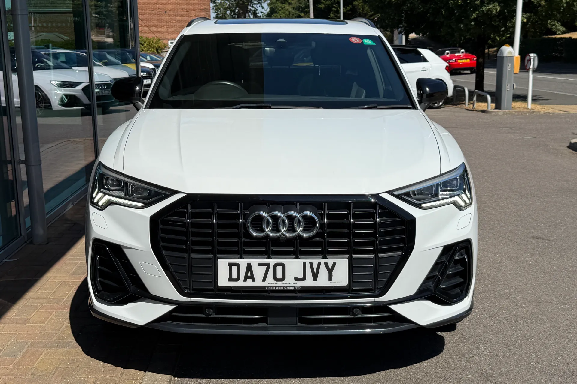 Audi Q3 thumbnail image number 50