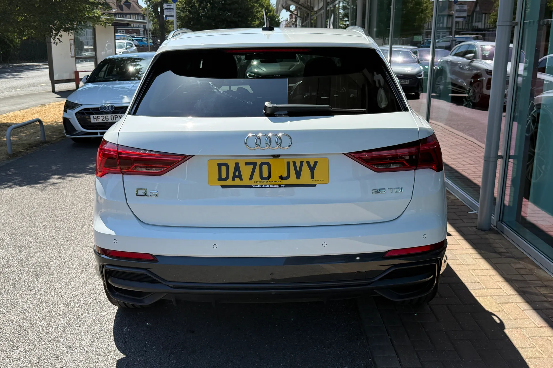 Audi Q3 thumbnail image number 42