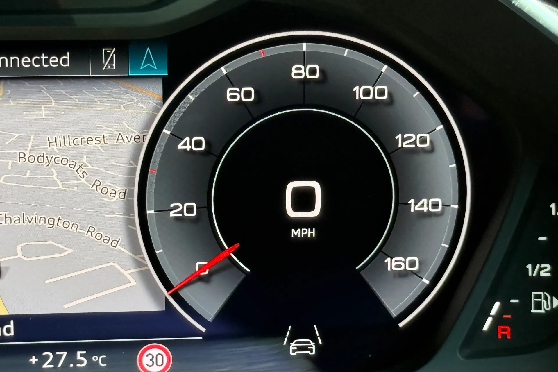Audi Q3 thumbnail image number 8