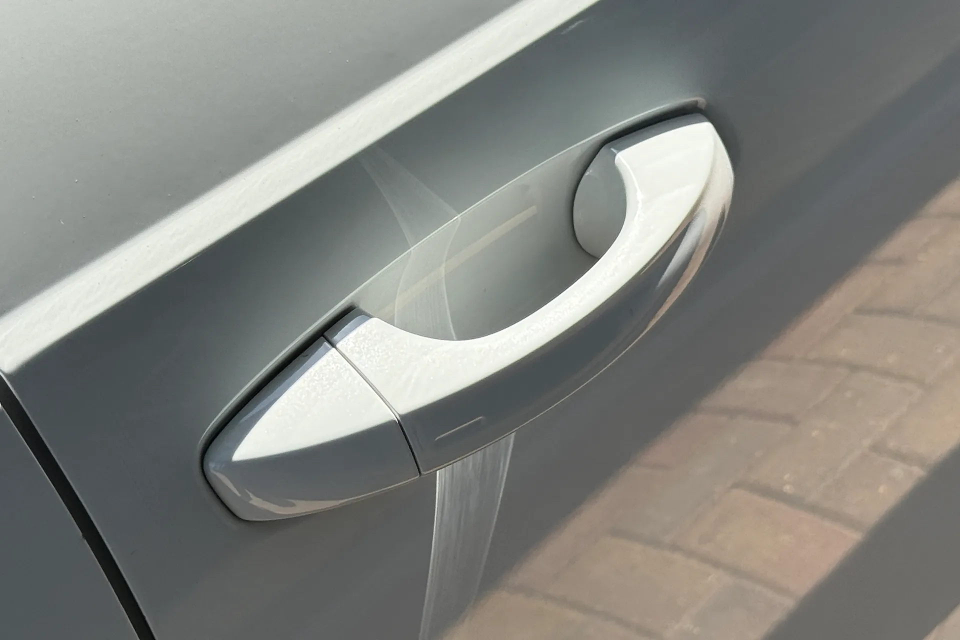 Audi Q3 thumbnail image number 30
