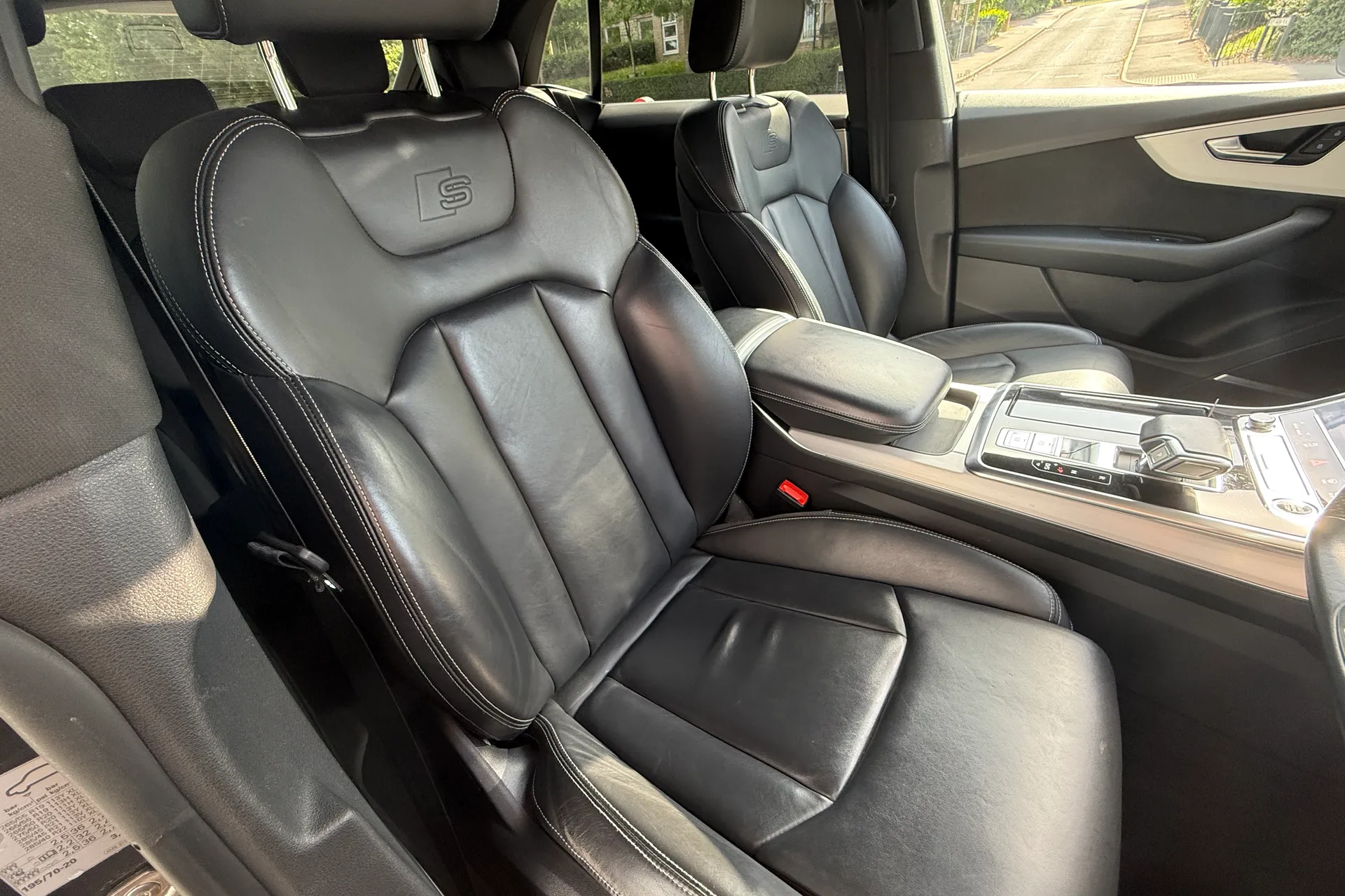 Audi Q8 thumbnail image number 39