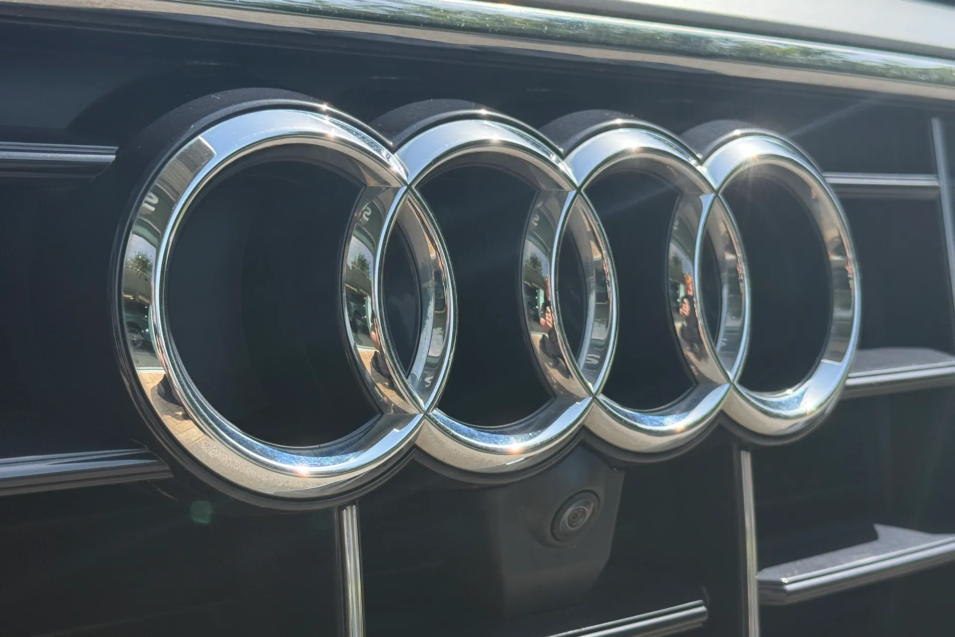 Audi Q8 thumbnail image number 61