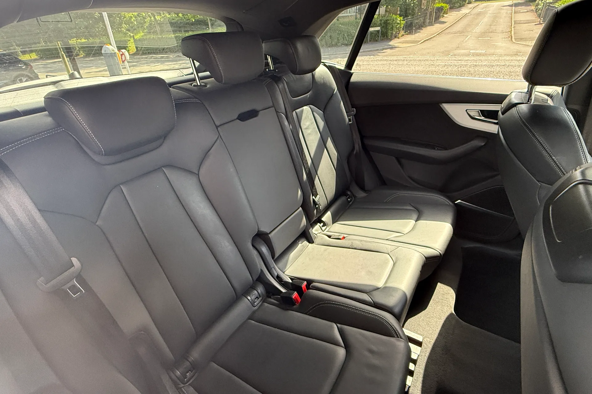 Audi Q8 thumbnail image number 42