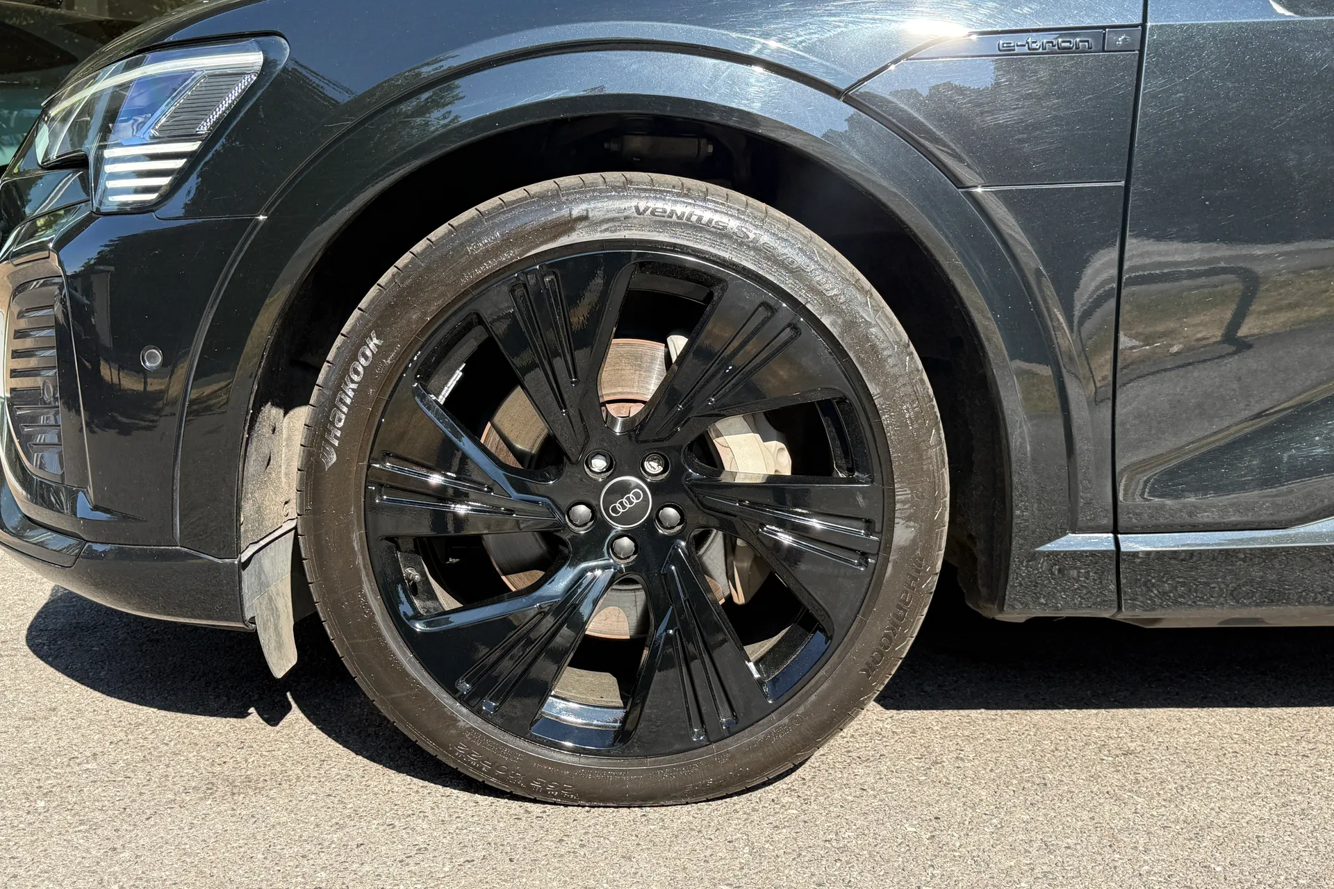Audi Q8 thumbnail image number 5