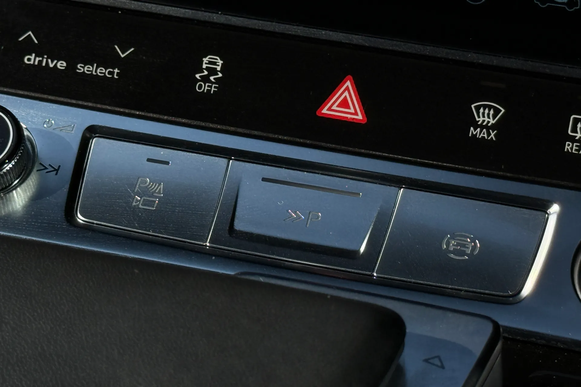 Audi Q8 thumbnail image number 22