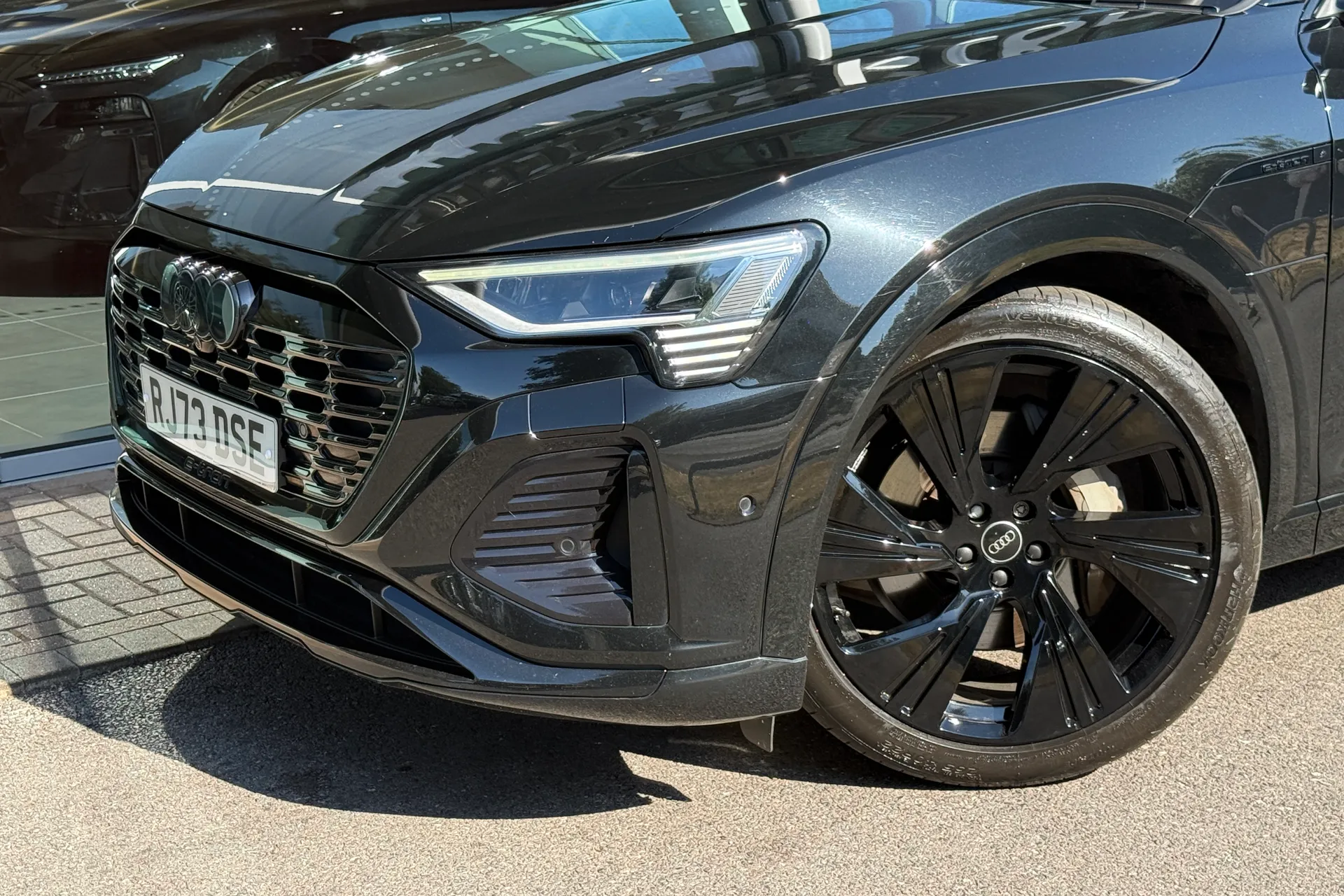 Audi Q8 thumbnail image number 59