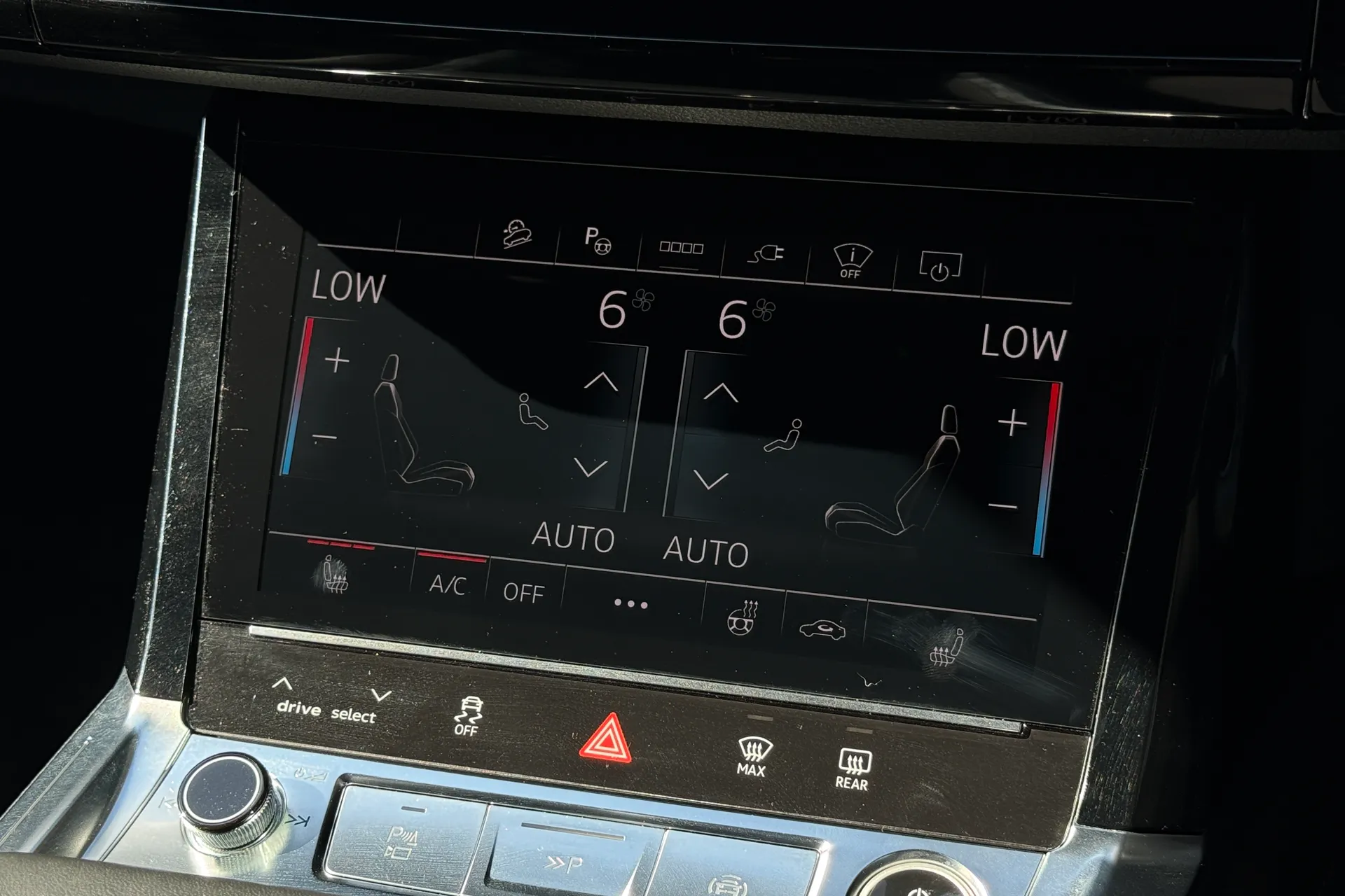 Audi Q8 thumbnail image number 20