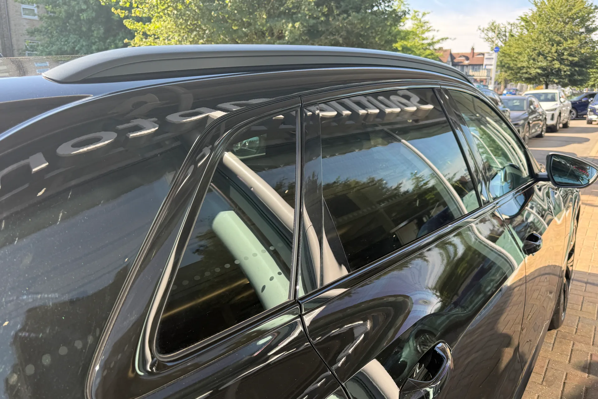 Audi Q8 thumbnail image number 36