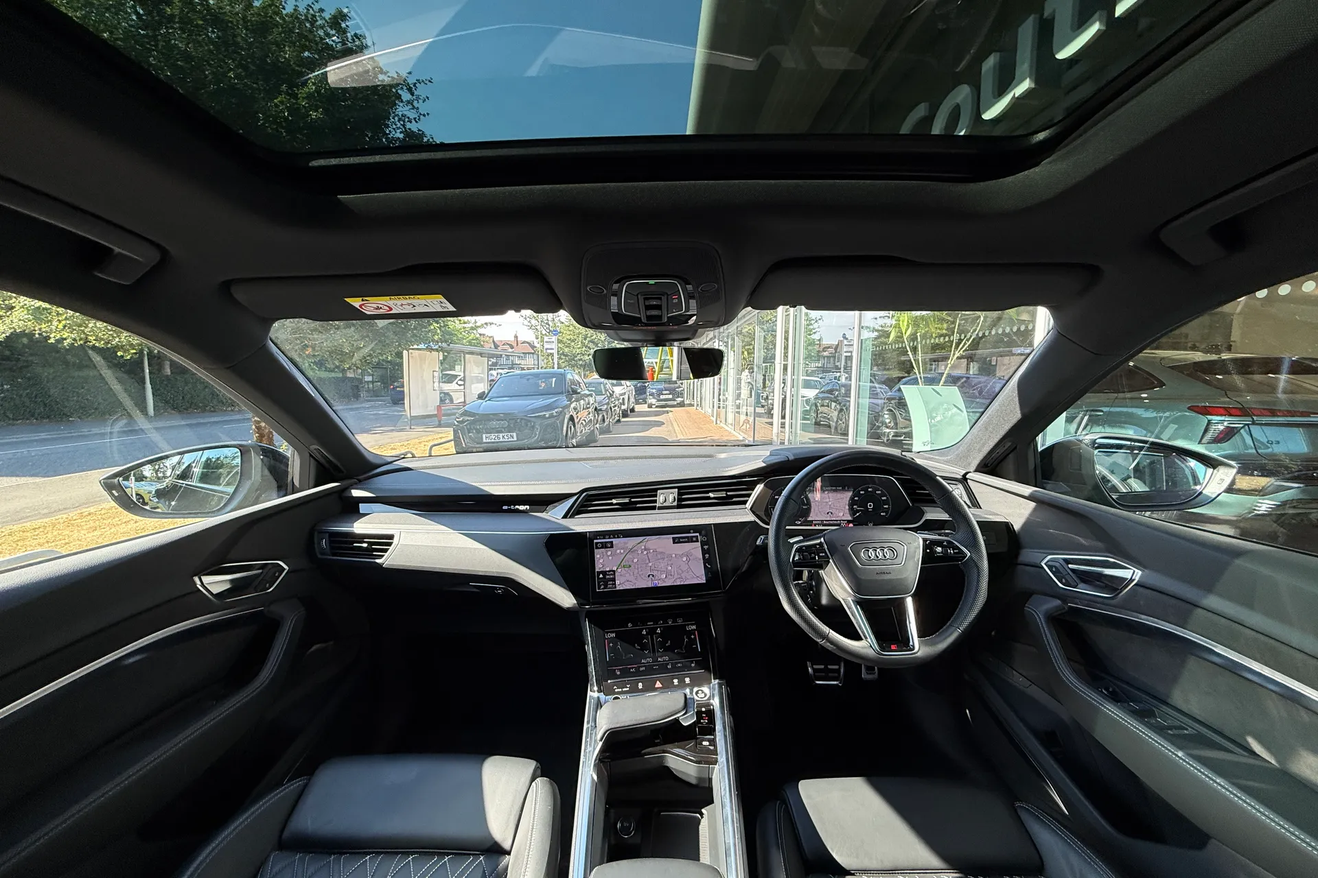 Audi Q8 thumbnail image number 40
