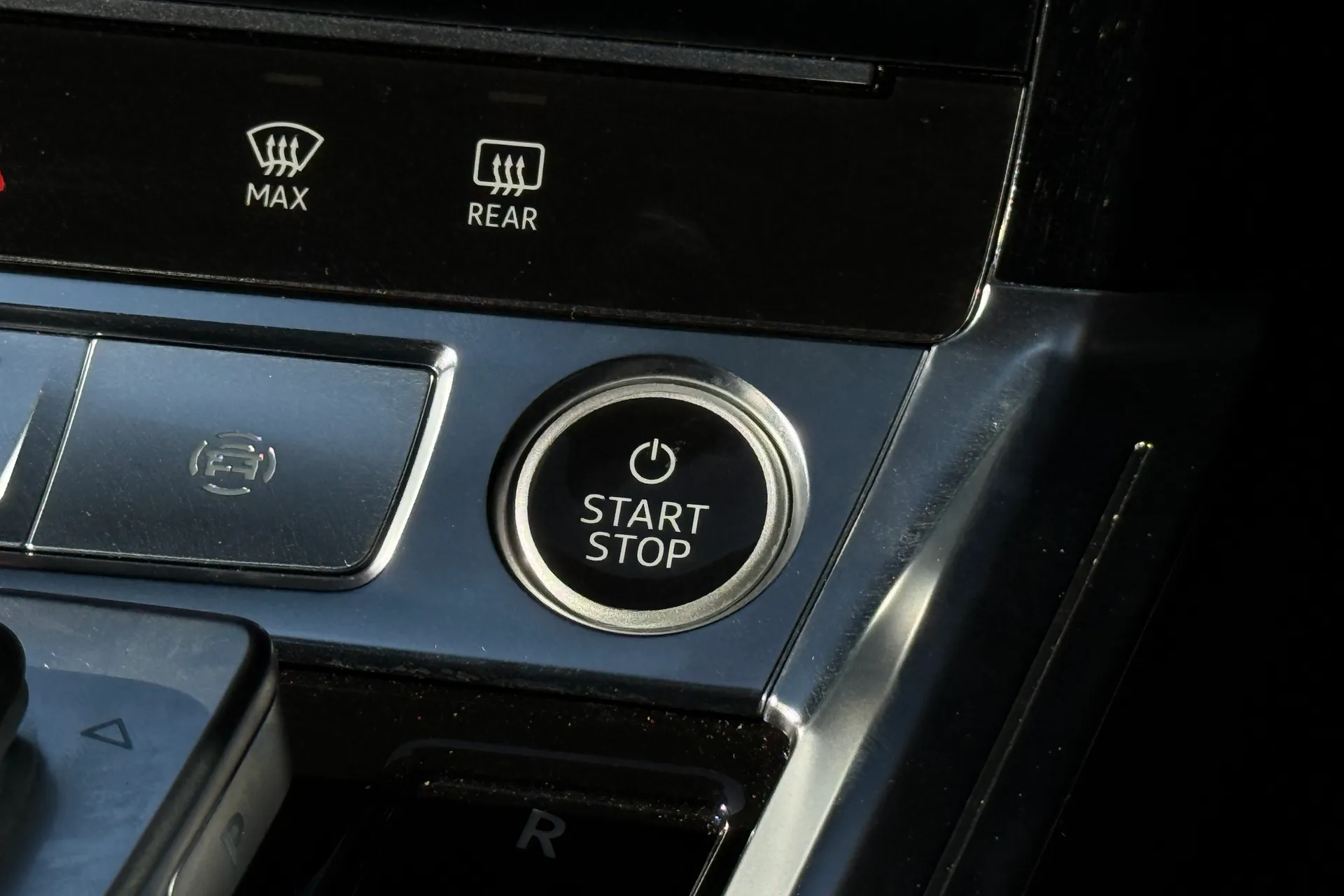 Audi Q8 thumbnail image number 23
