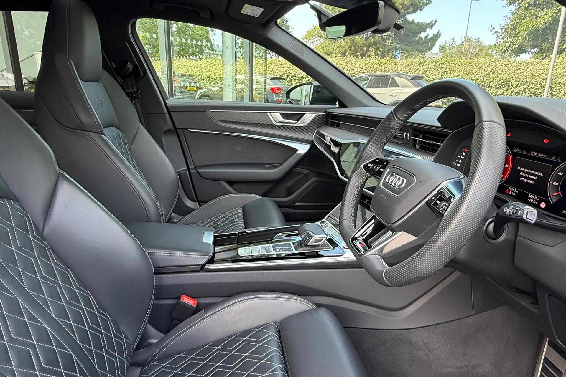 Audi A6 thumbnail image number 24