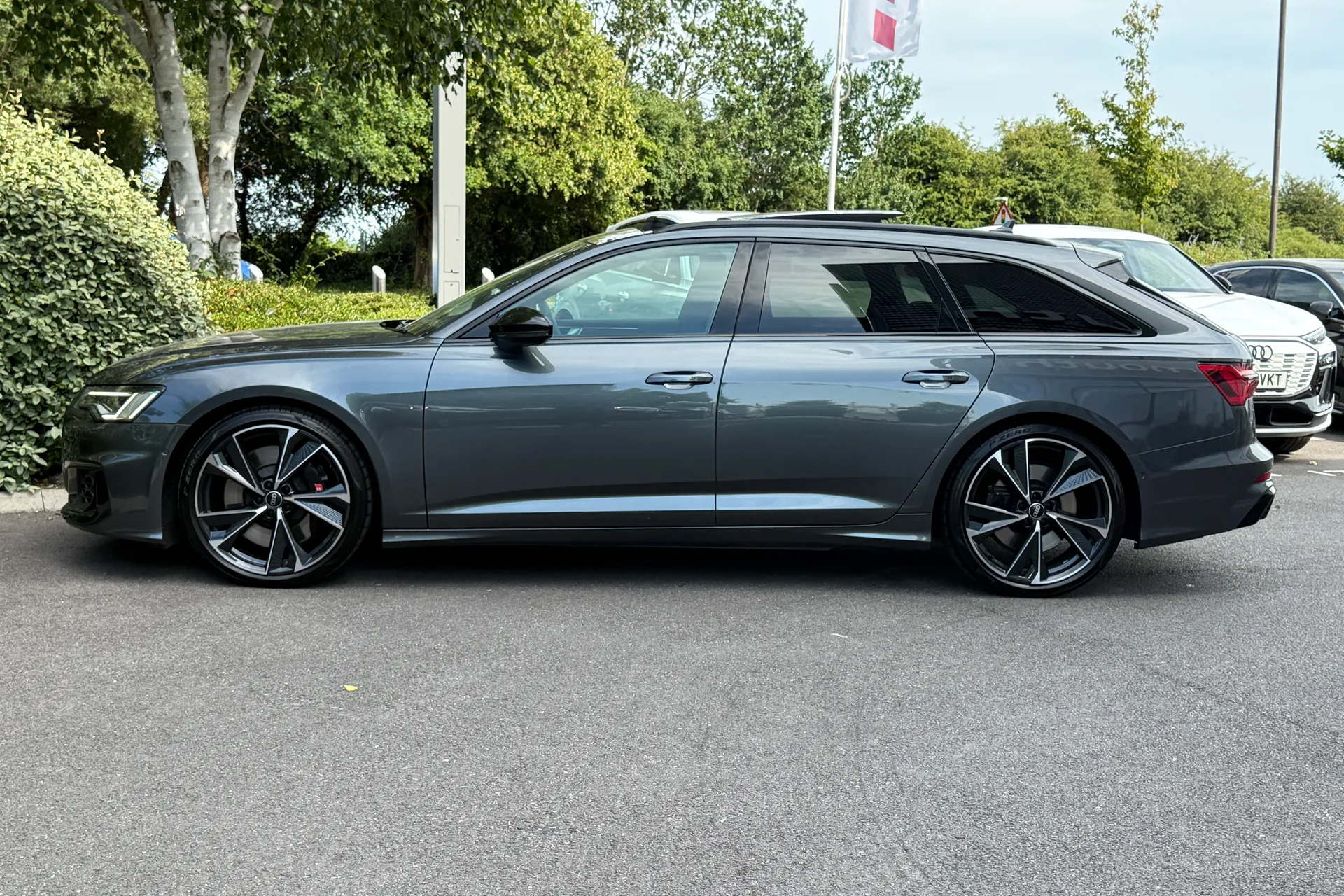 Audi A6 thumbnail image number 30