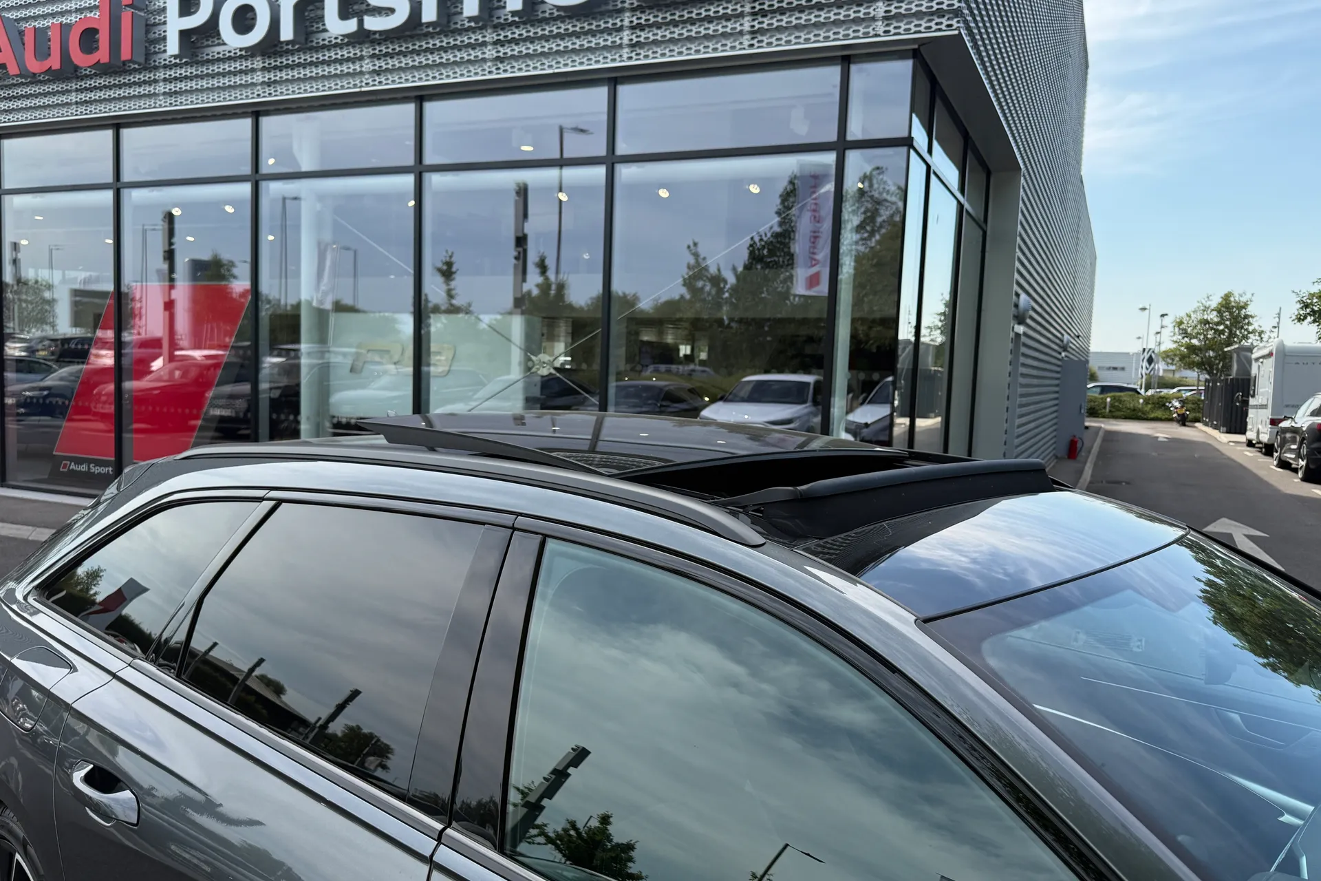 Audi A6 thumbnail image number 48