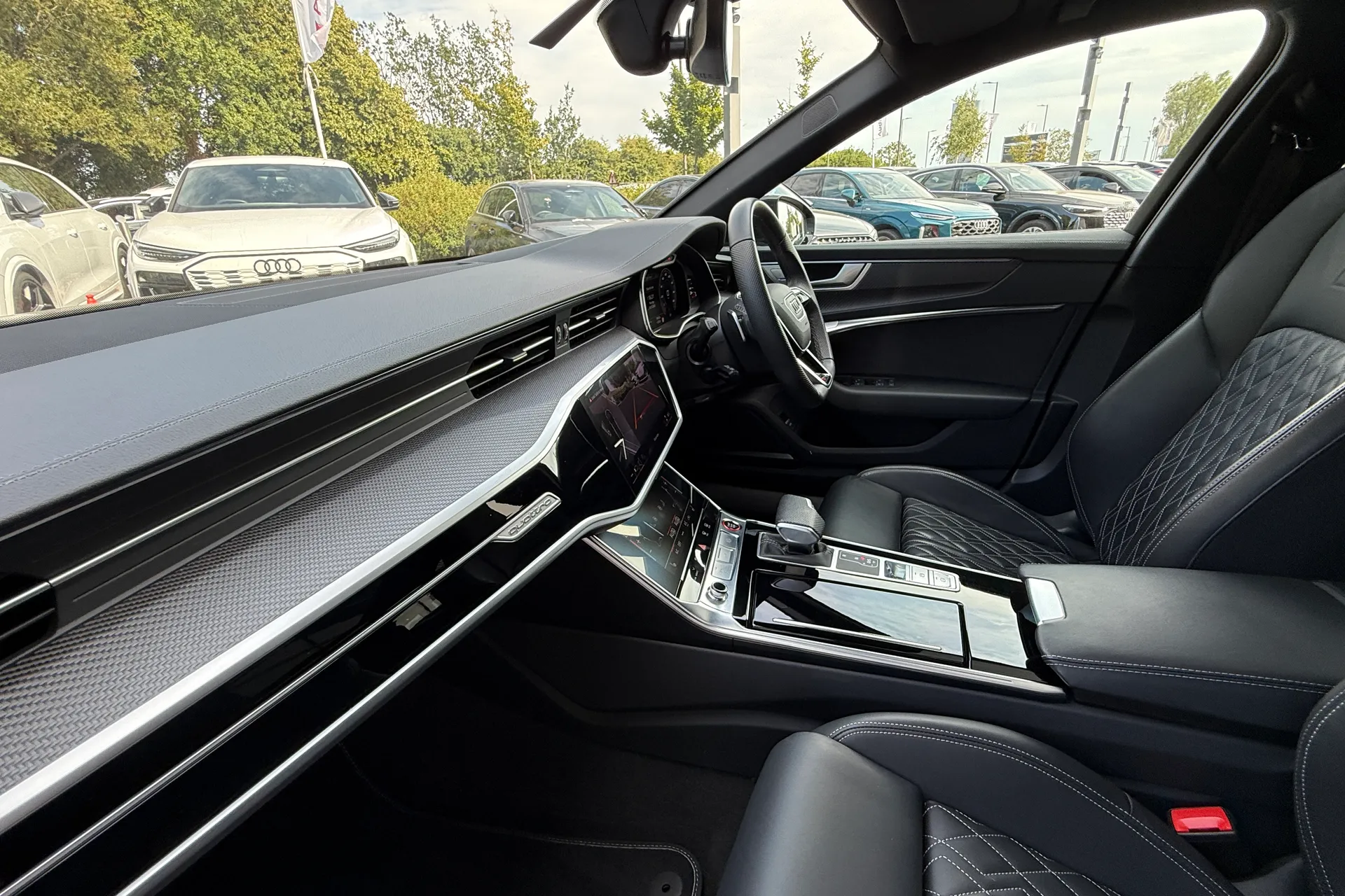 Audi A6 thumbnail image number 45
