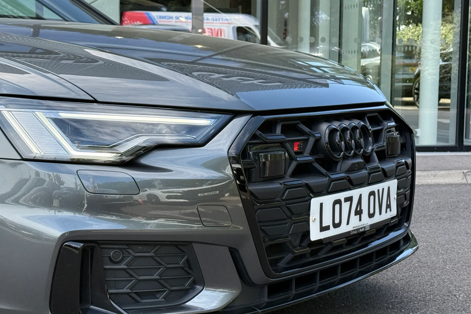 Audi A6 thumbnail image number 3