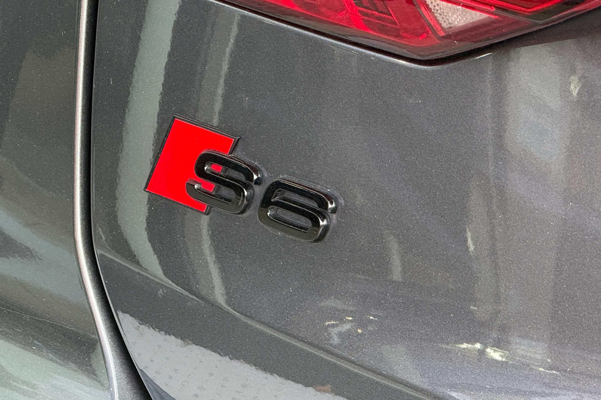 Audi A6 thumbnail image number 19