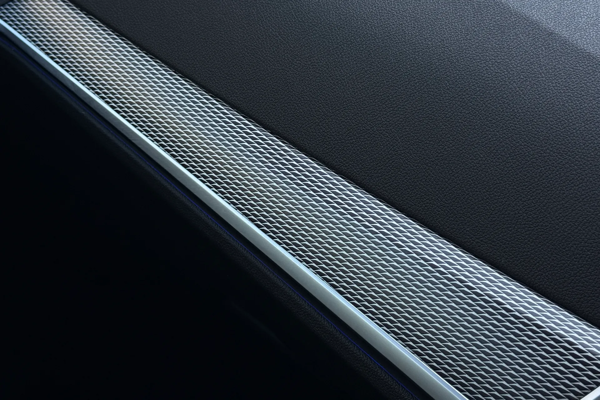 BMW 4 SERIES thumbnail image number 22