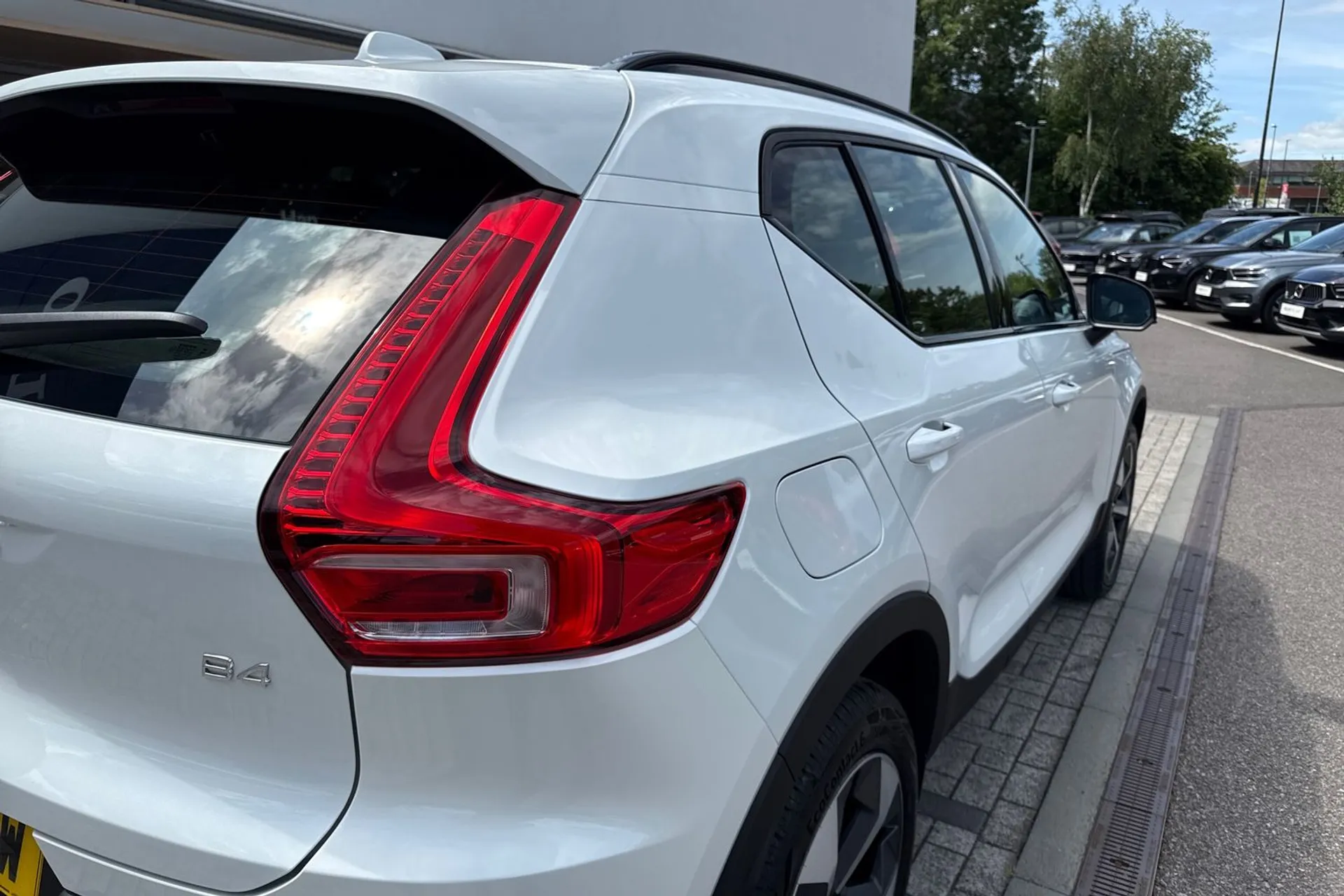 Volvo XC40 thumbnail image number 15
