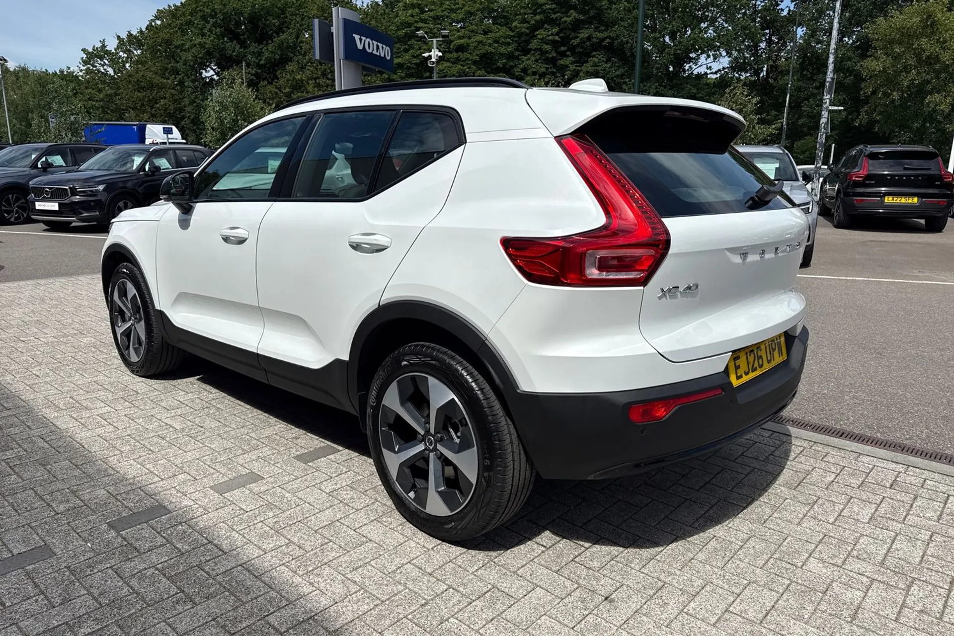 Volvo XC40 thumbnail image number 10