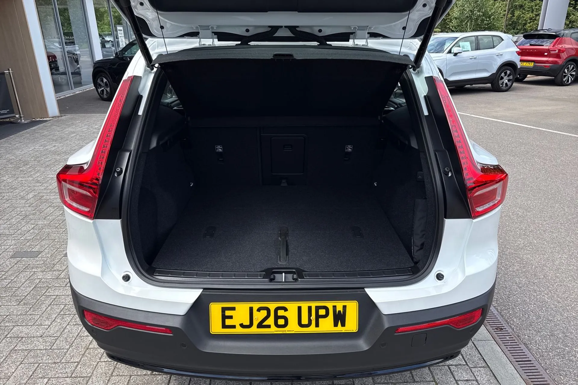 Volvo XC40 thumbnail image number 20