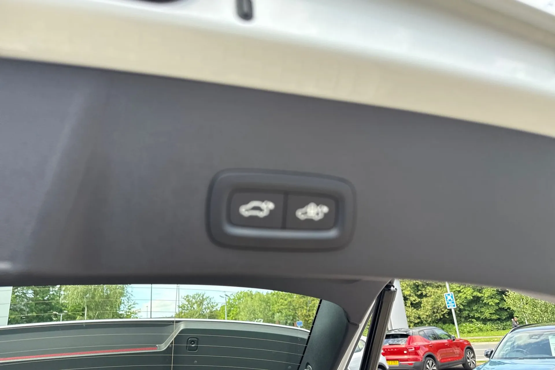 Volvo XC40 thumbnail image number 21
