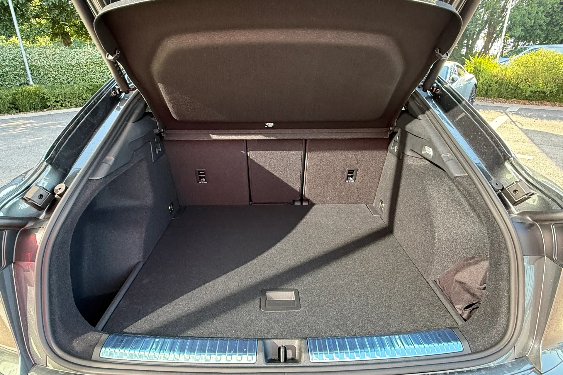 Audi Q3 thumbnail image number 49