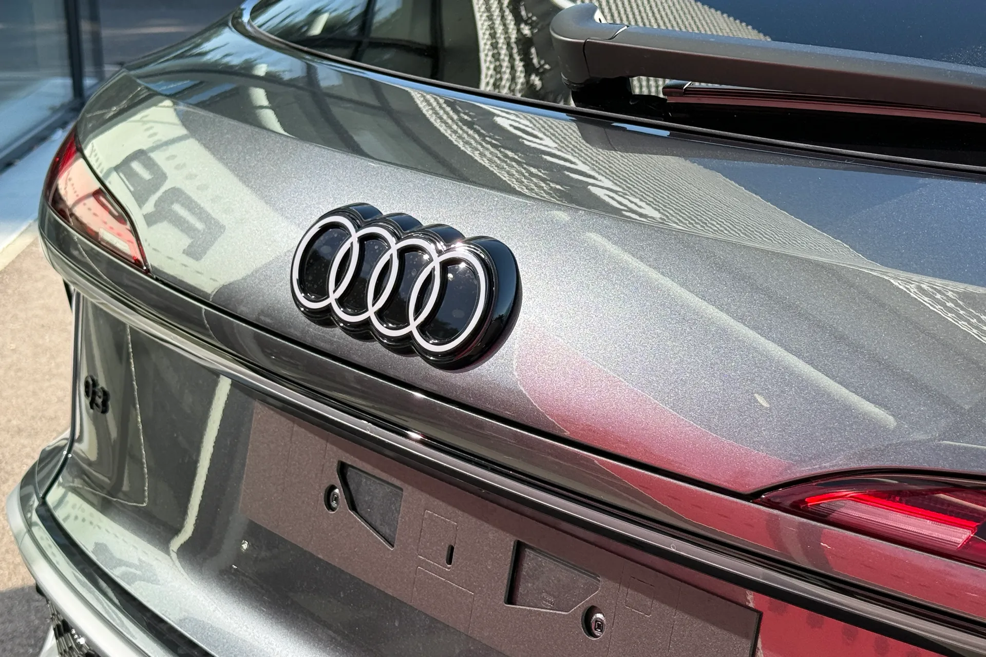Audi Q3 thumbnail image number 27