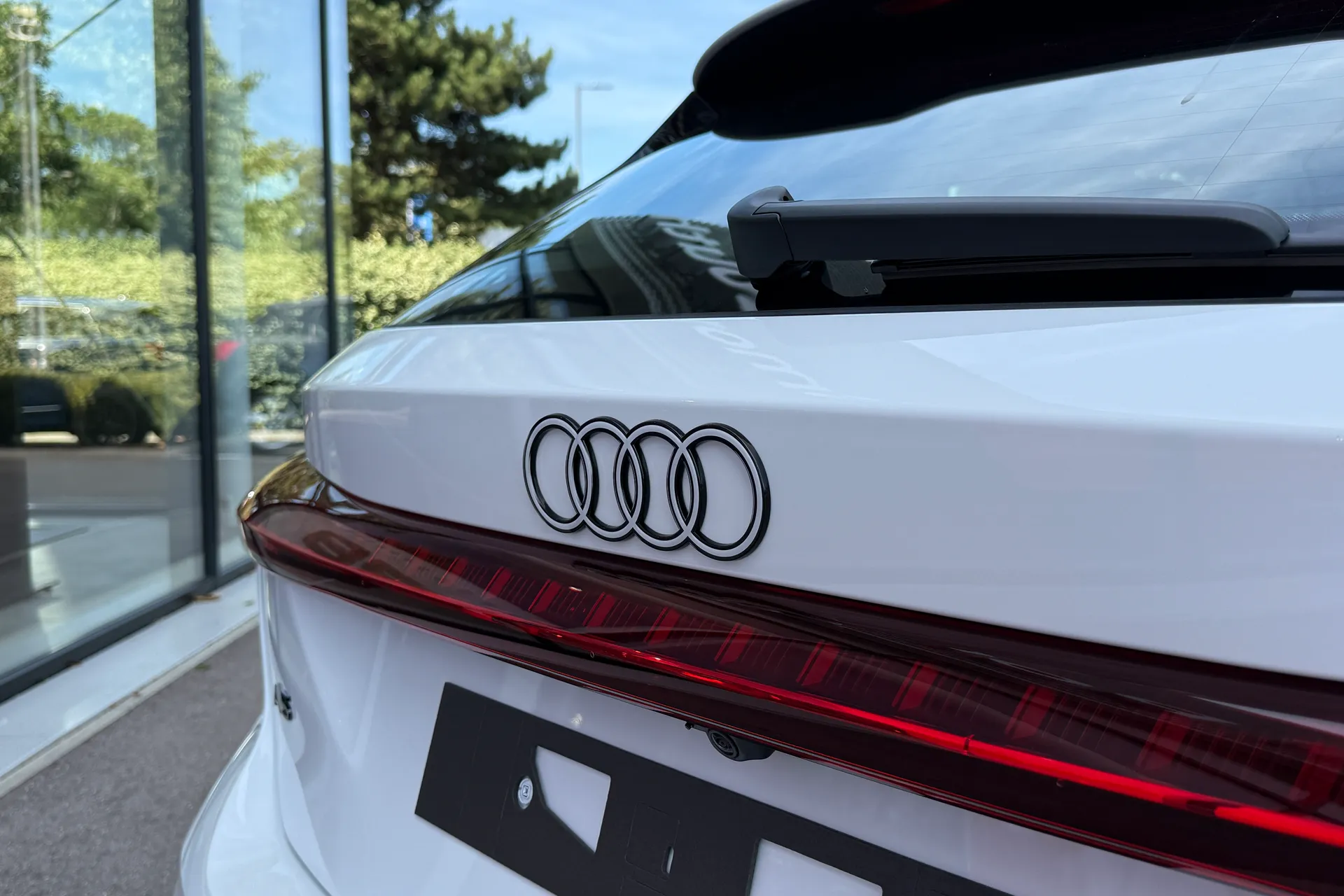 Audi A5 thumbnail image number 23