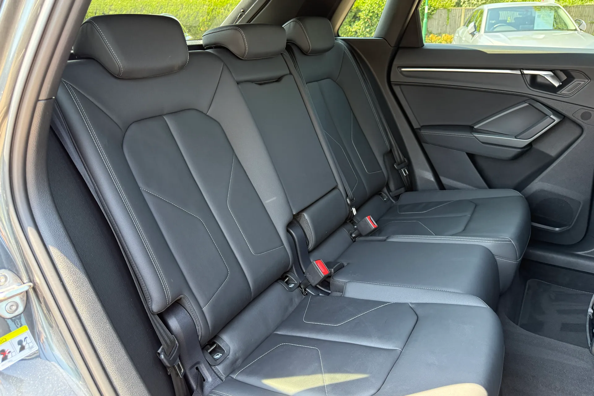 Audi Q3 thumbnail image number 45