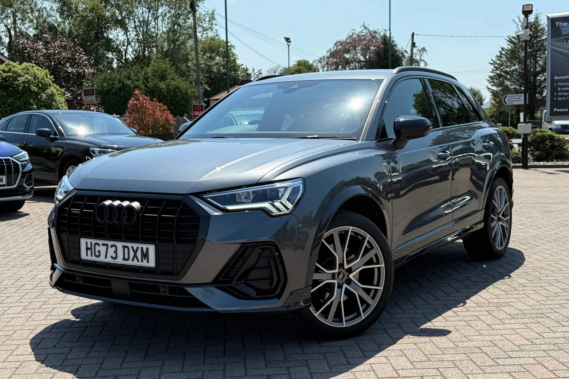 Audi Q3 thumbnail image number 26