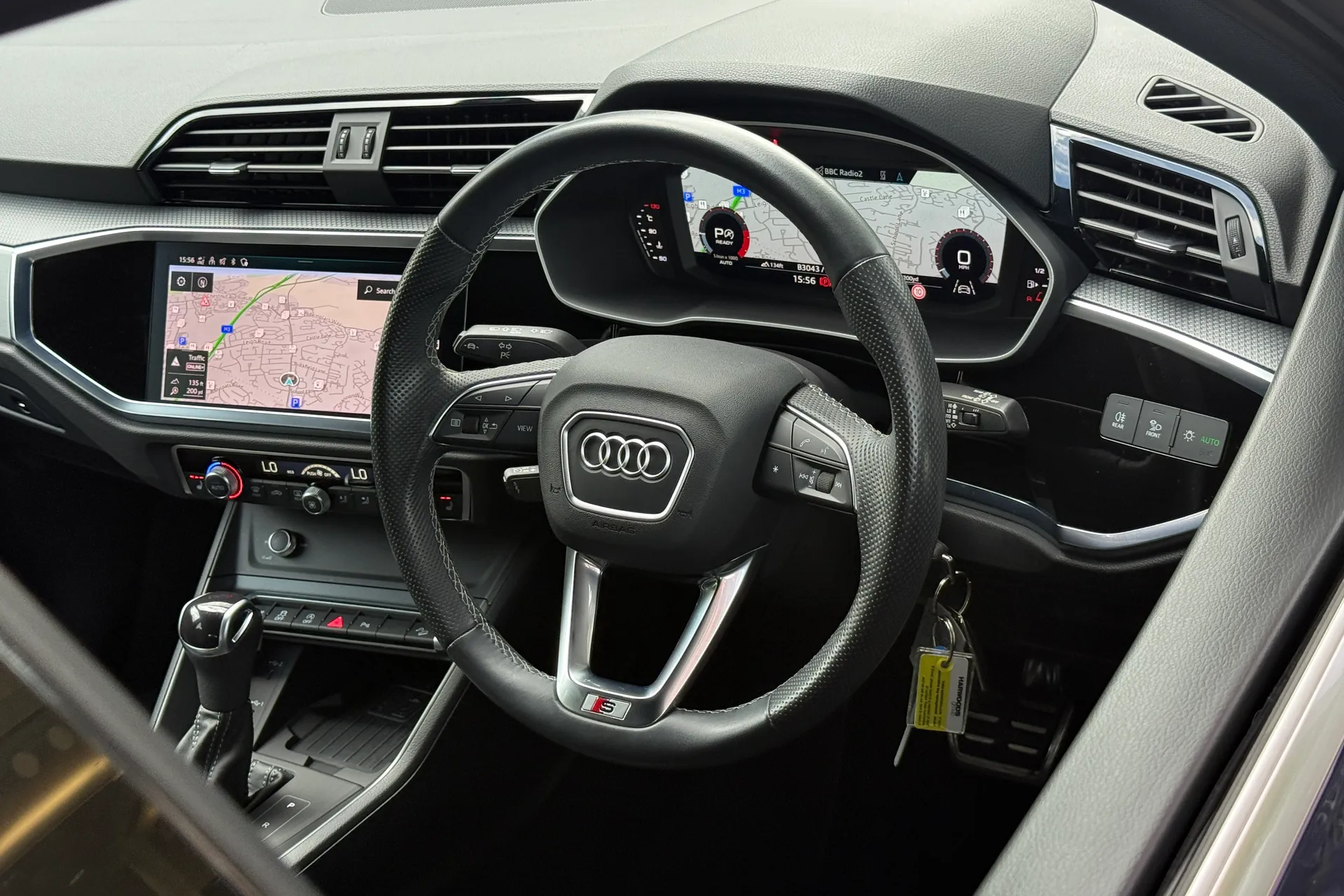 Audi Q3 thumbnail image number 34