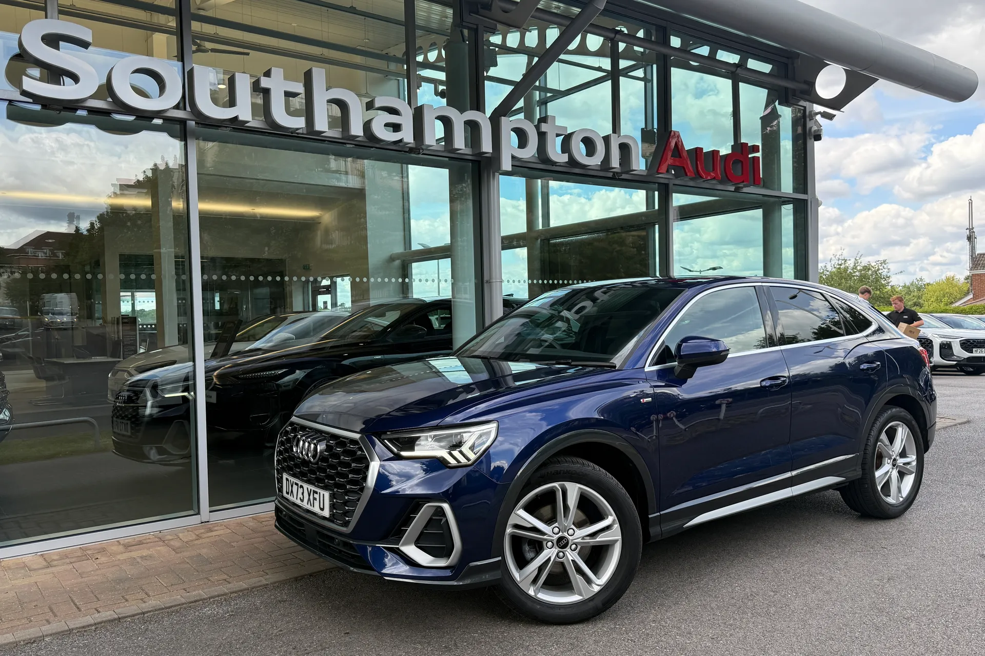 Audi Q3 thumbnail image number 55
