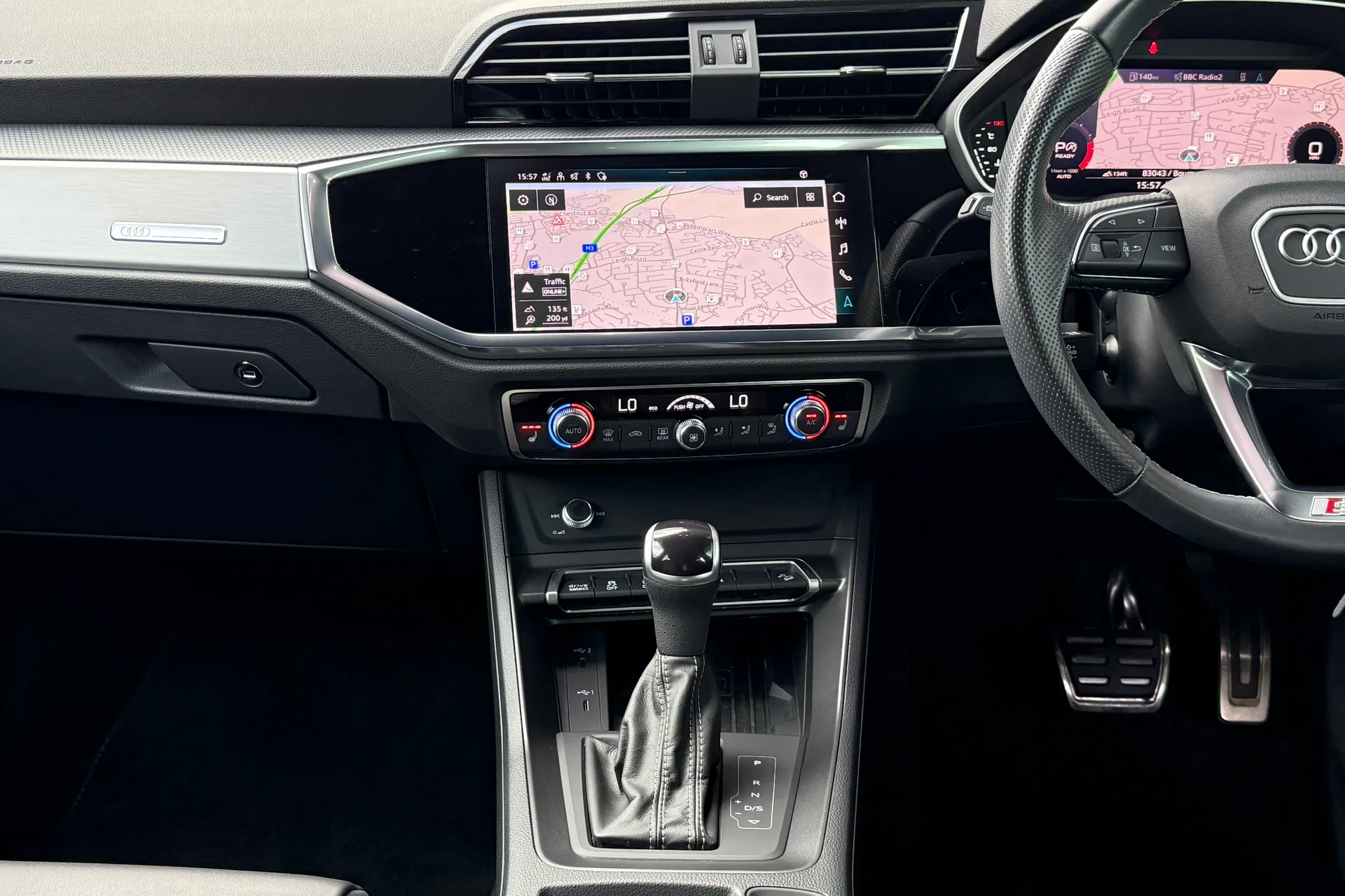 Audi Q3 thumbnail image number 41