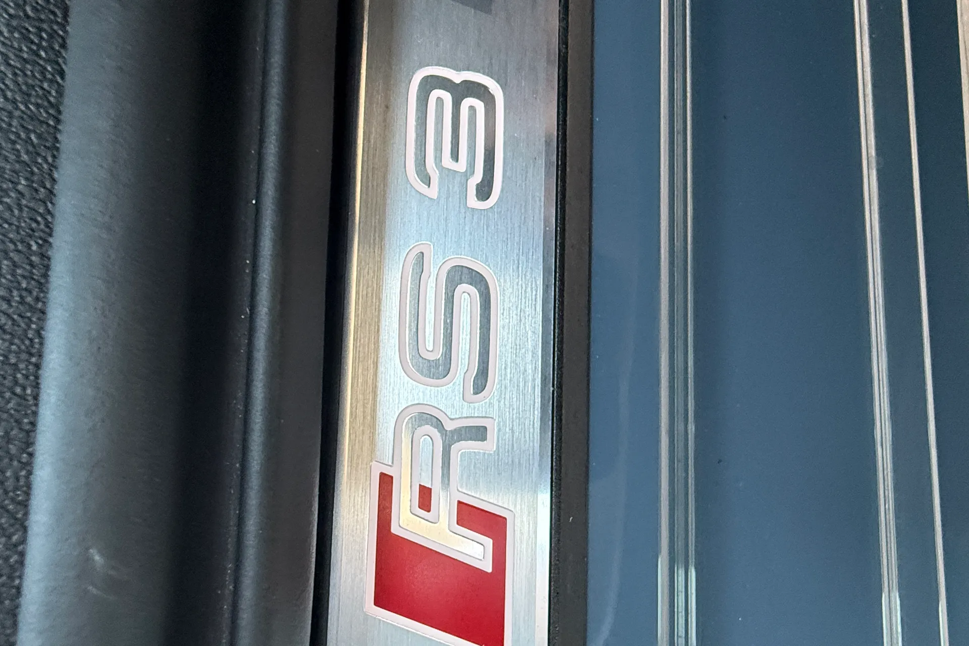 Audi RS3 thumbnail image number 38