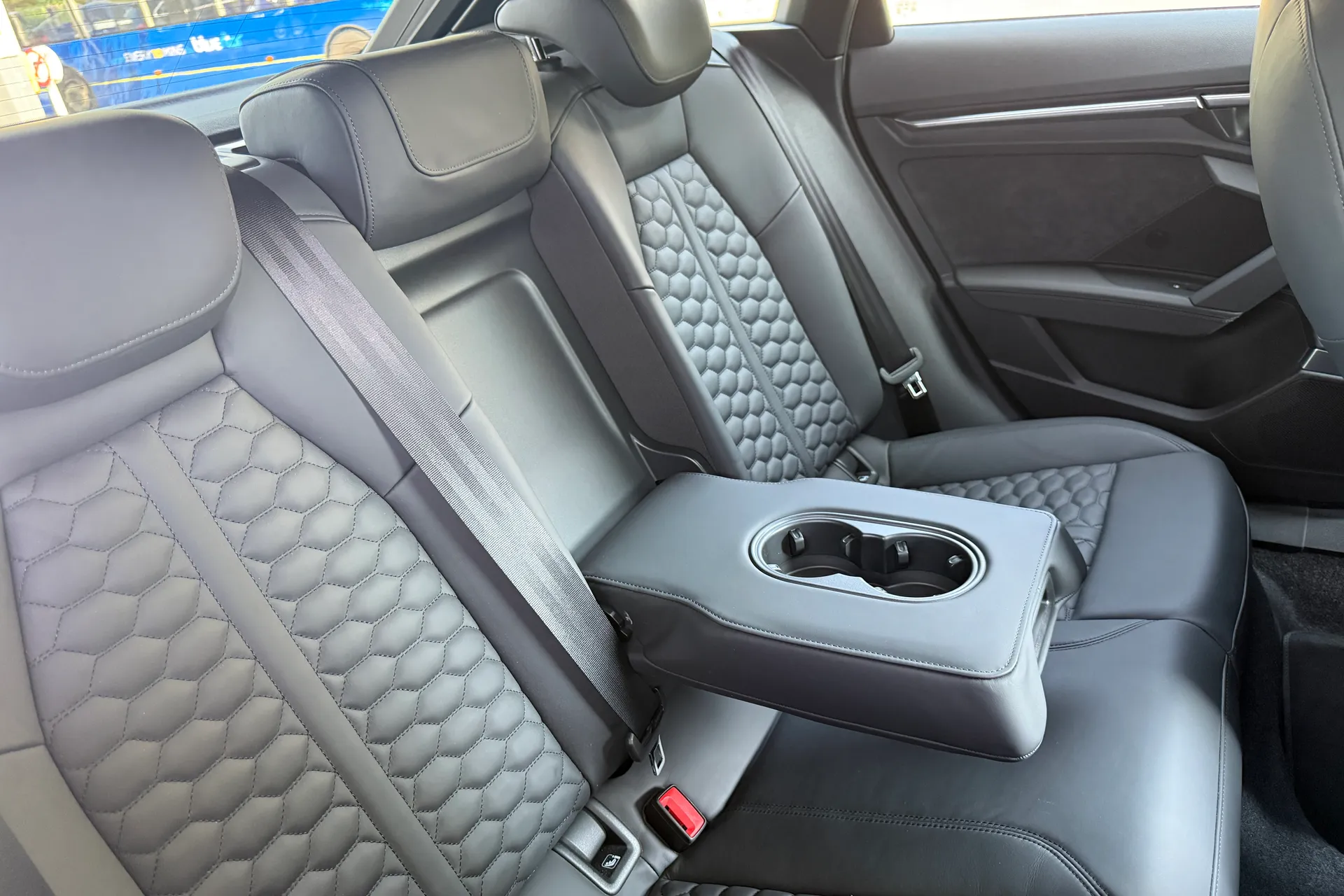 Audi RS3 thumbnail image number 44