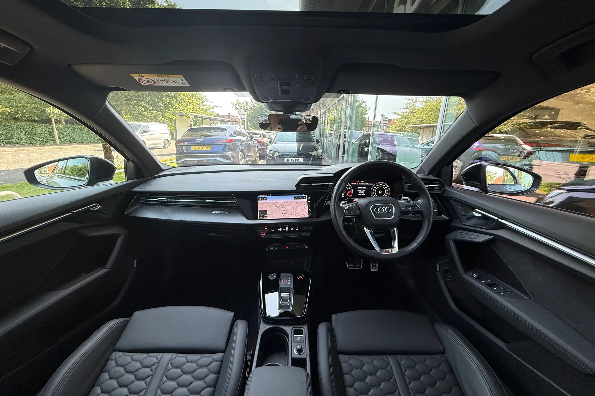 Audi RS3 thumbnail image number 3