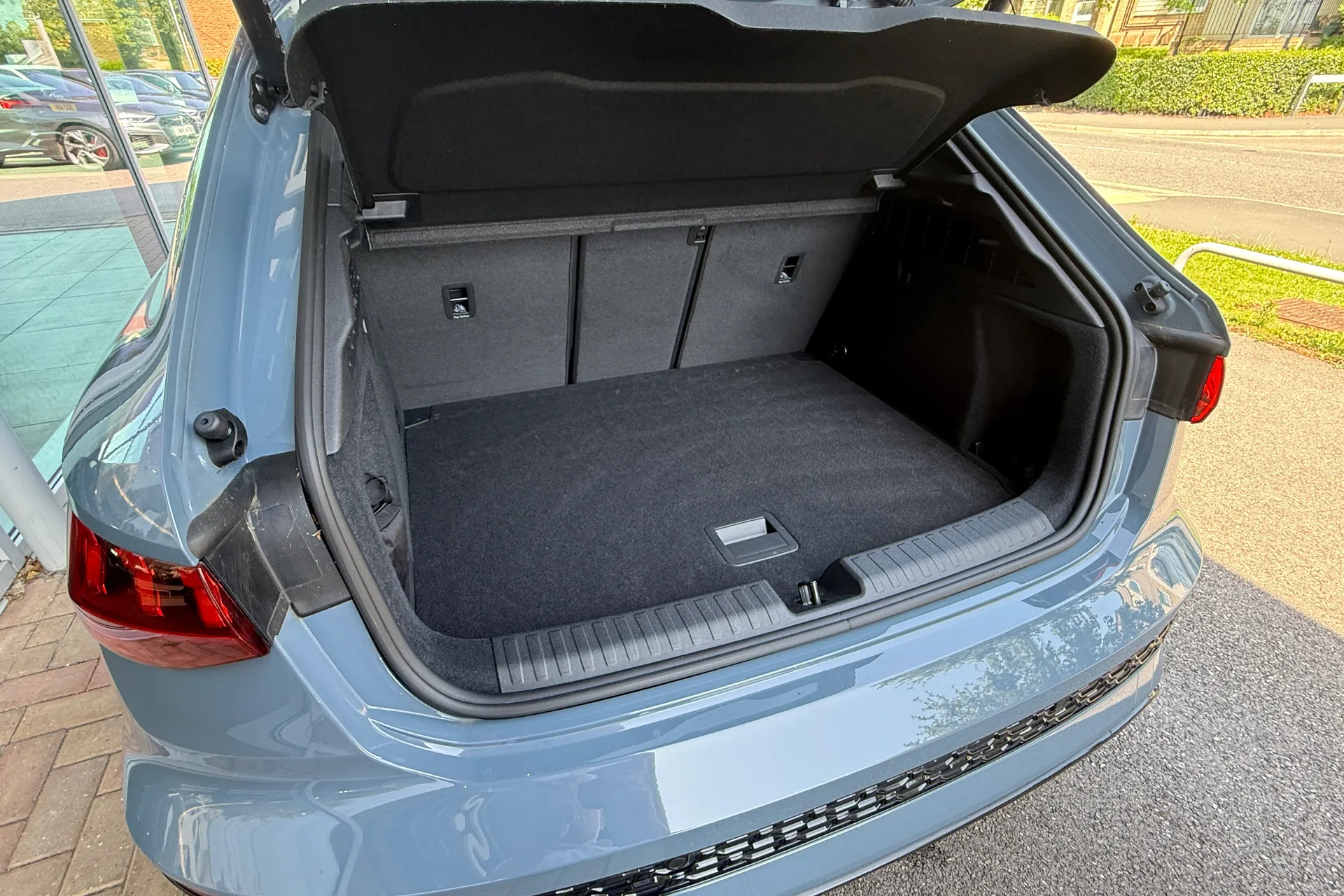 Audi RS3 thumbnail image number 72