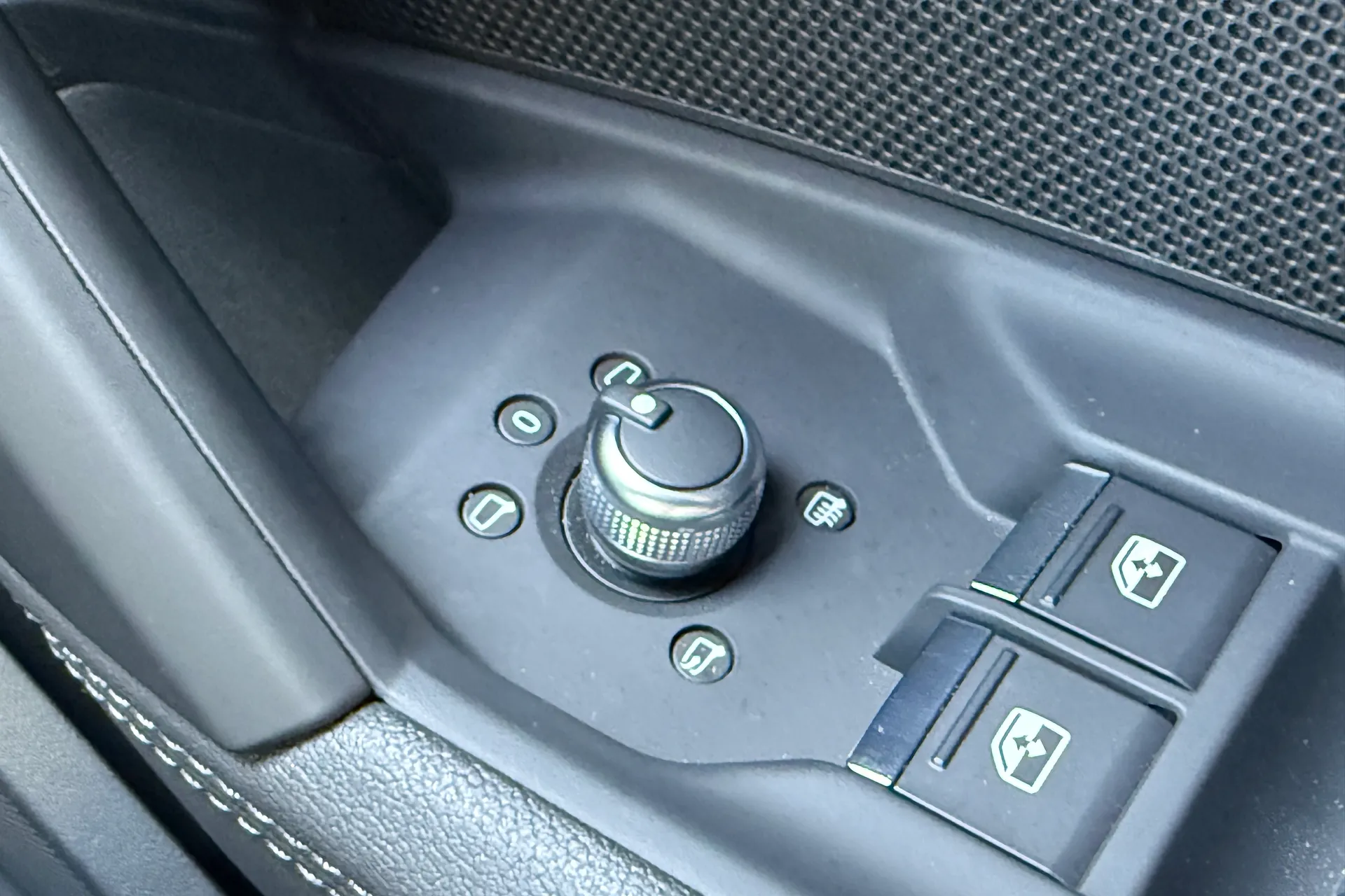 Audi RS3 thumbnail image number 17