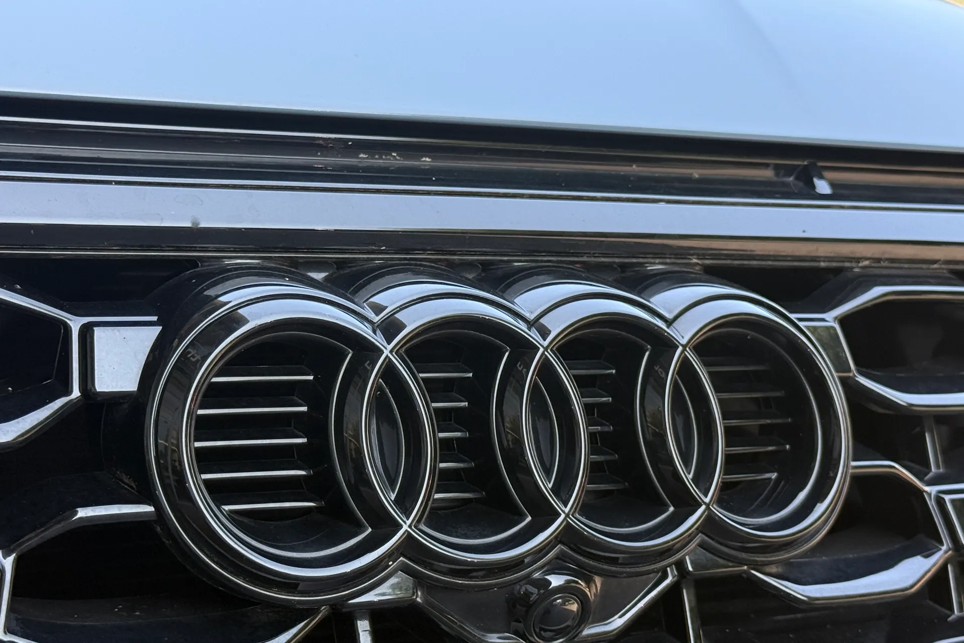 Audi RS3 thumbnail image number 66