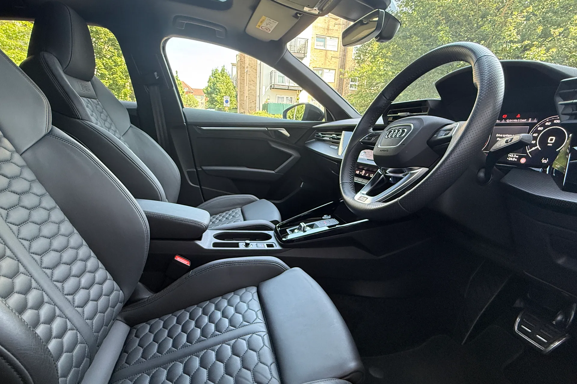 Audi RS3 thumbnail image number 8