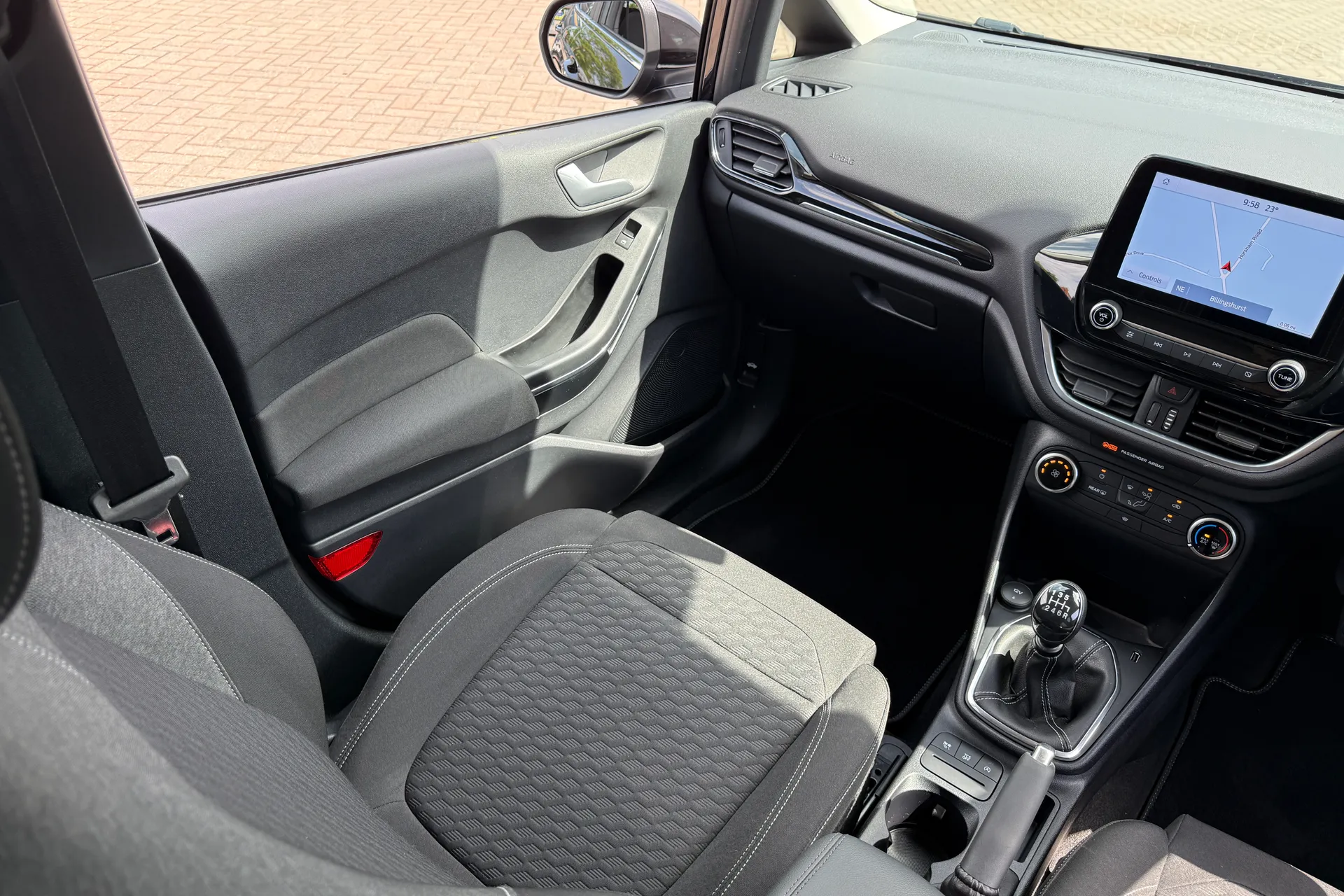 FORD FIESTA thumbnail image number 34