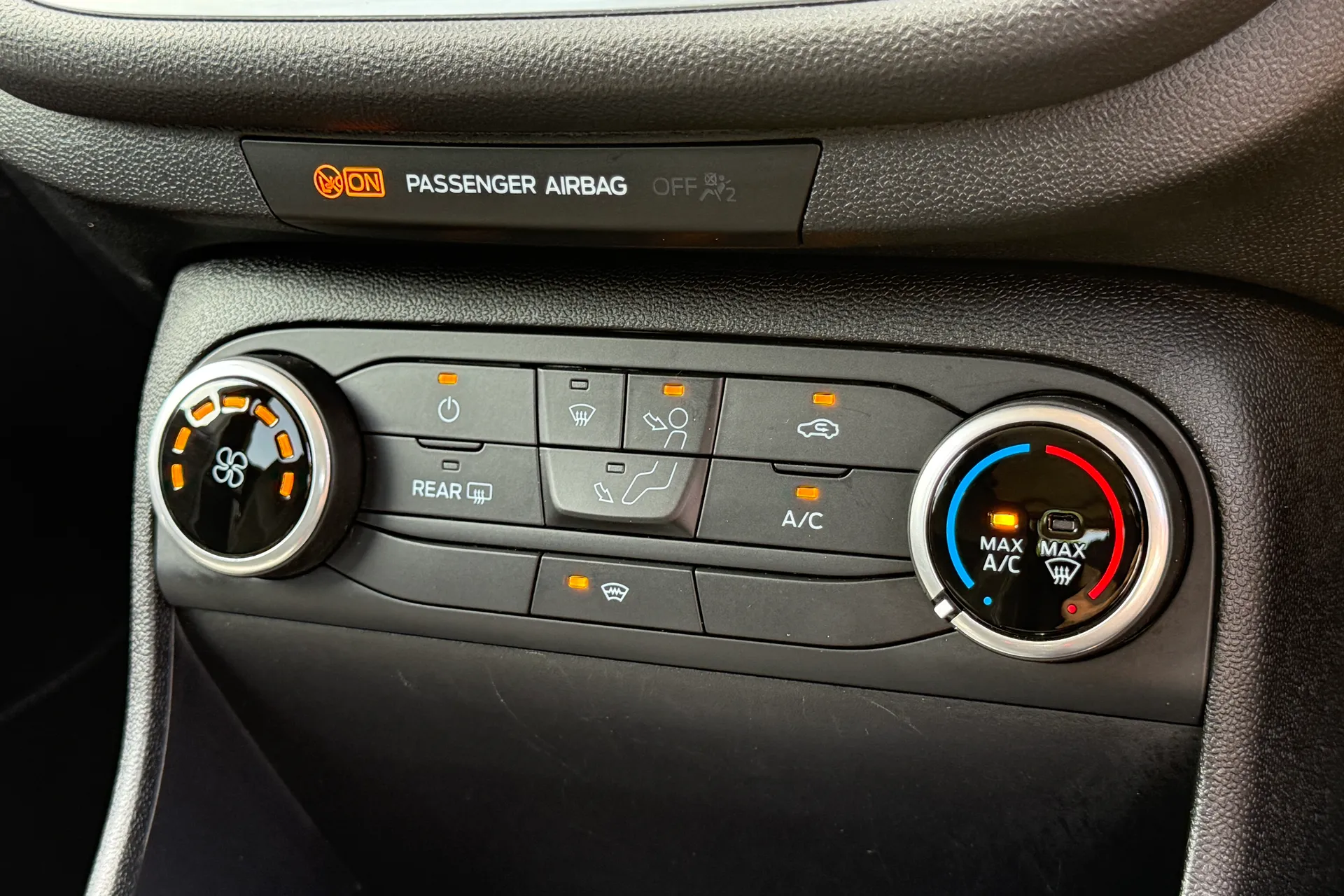 FORD FIESTA thumbnail image number 14