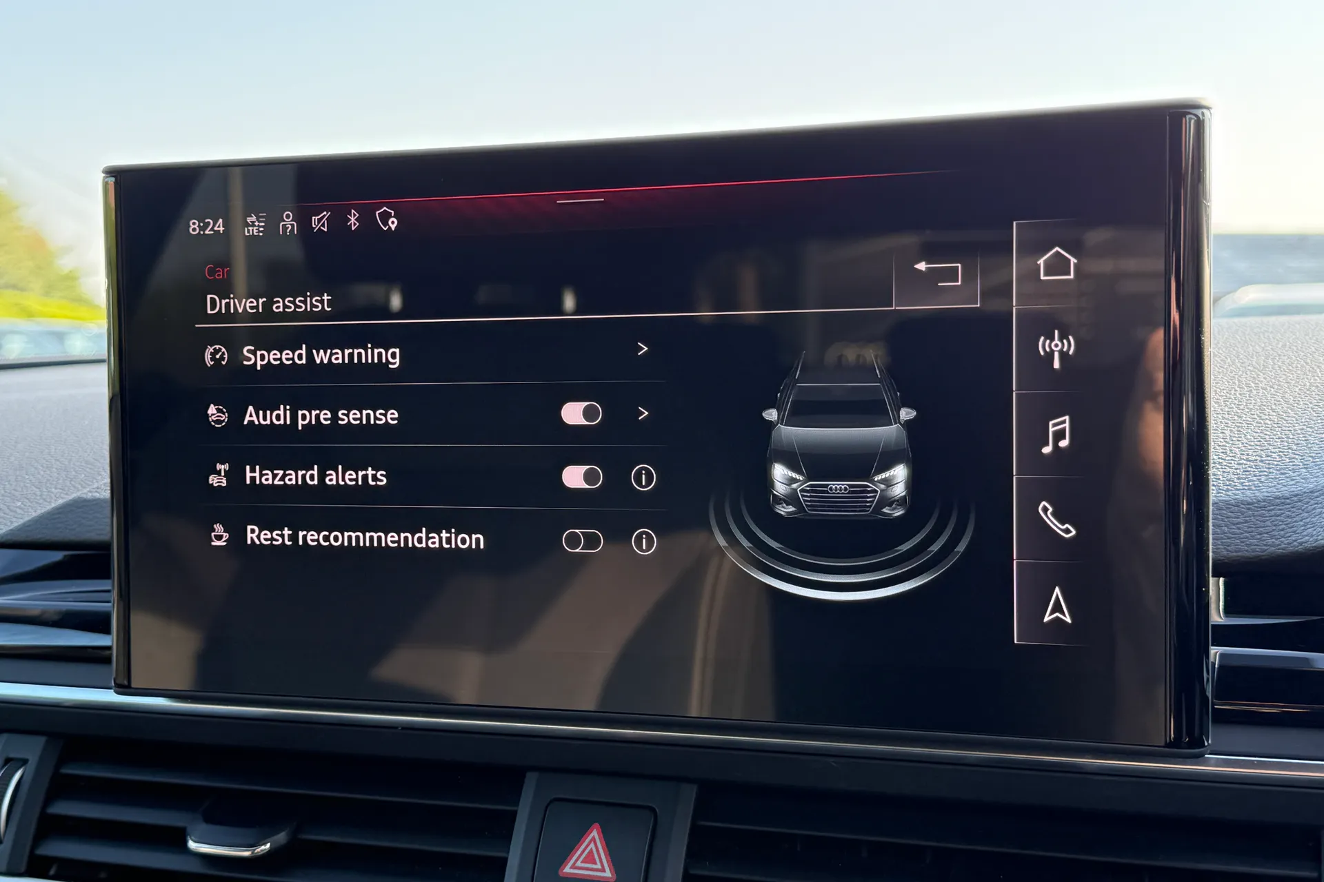 Audi A4 thumbnail image number 13