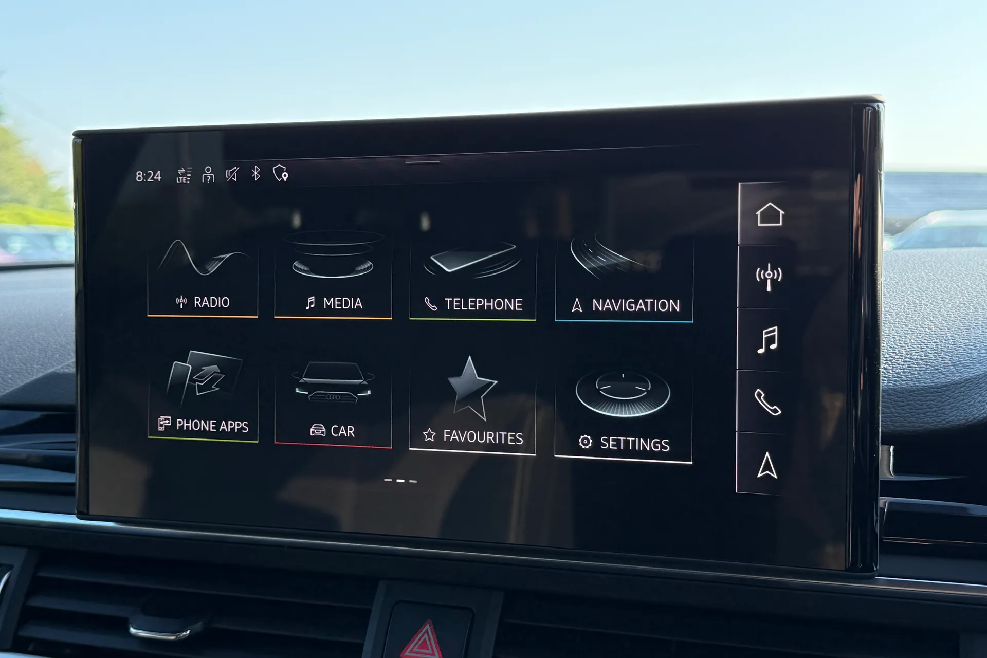 Audi A4 thumbnail image number 16