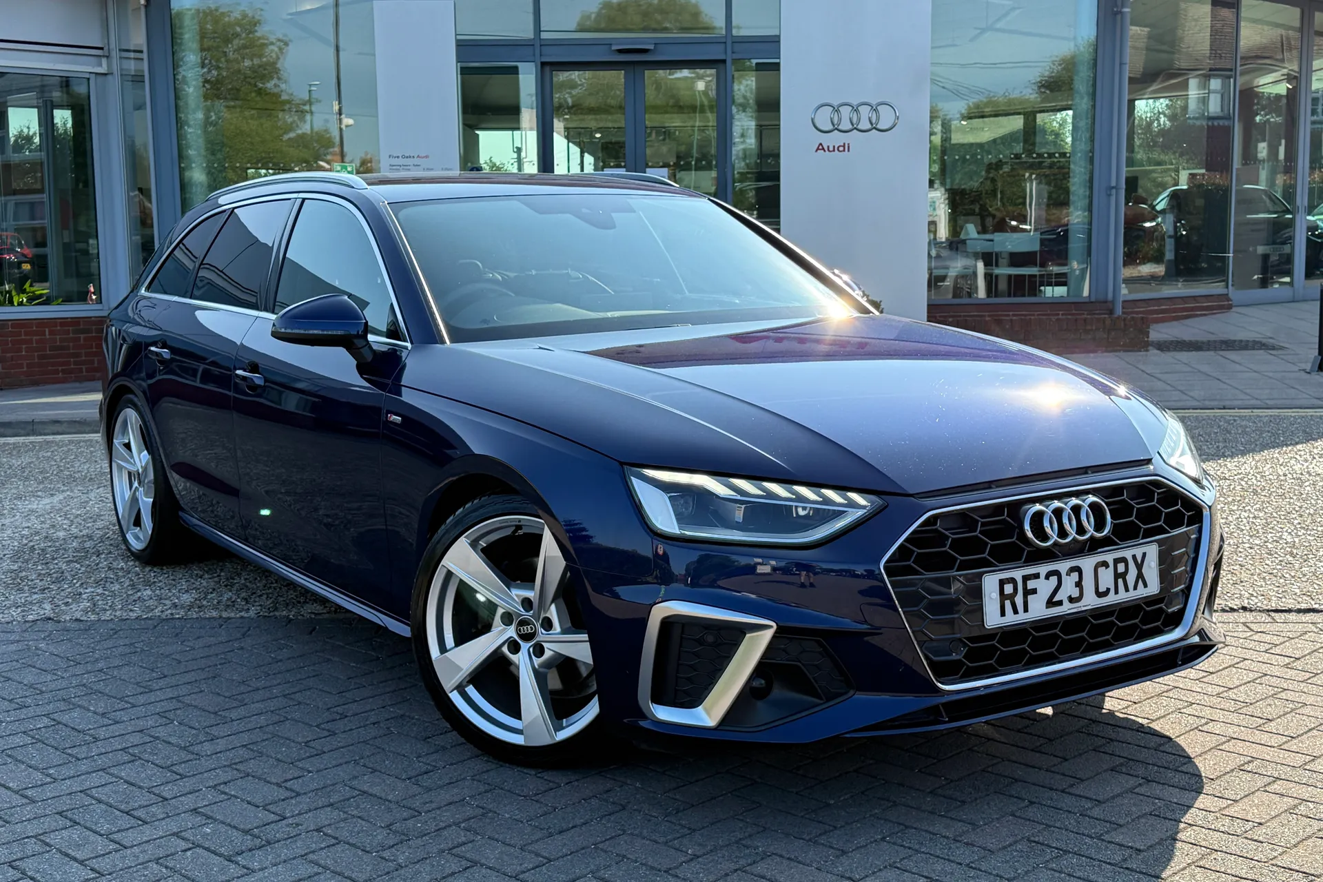 Audi A4 thumbnail image number 26