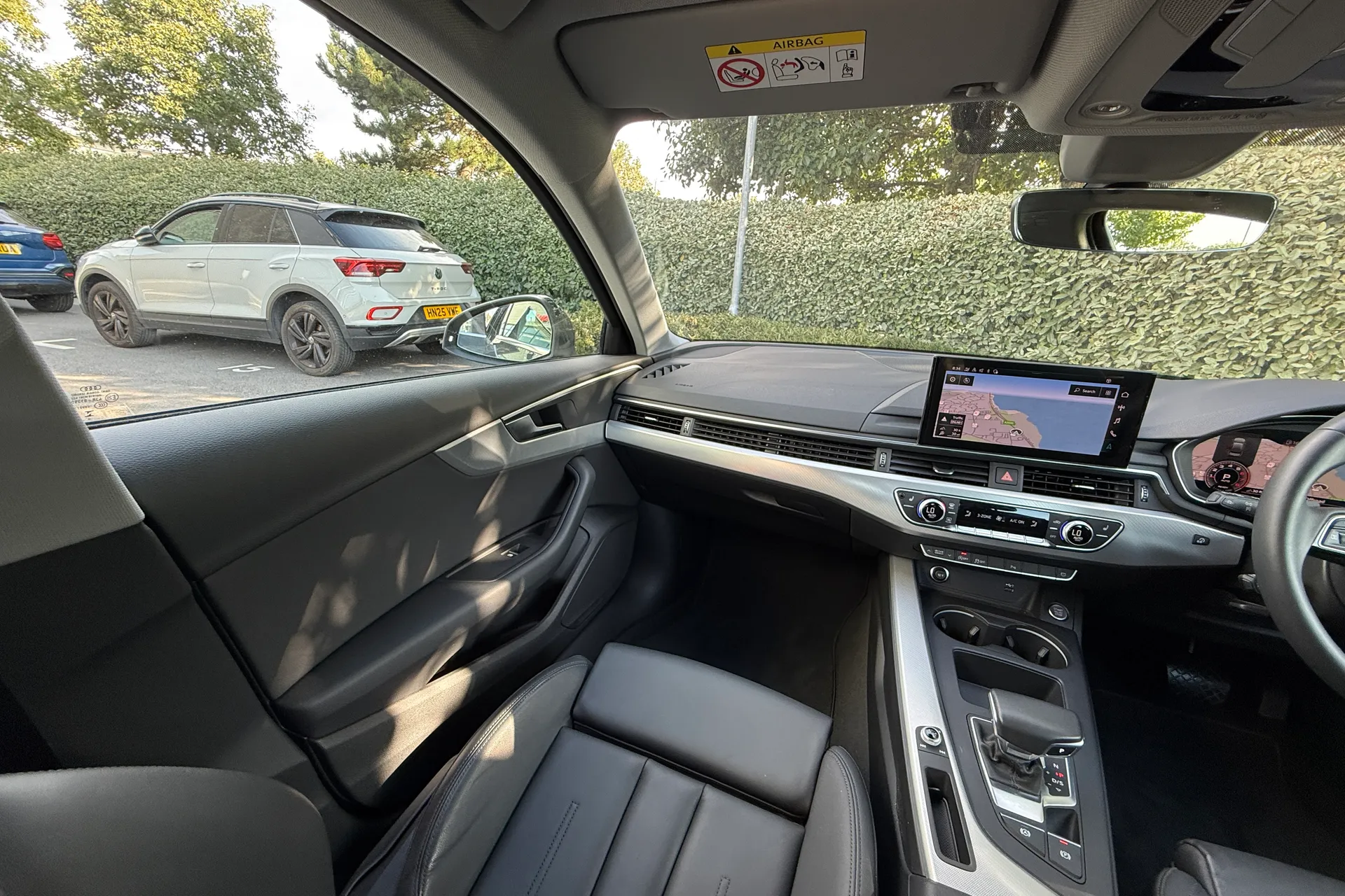 Audi A4 thumbnail image number 39